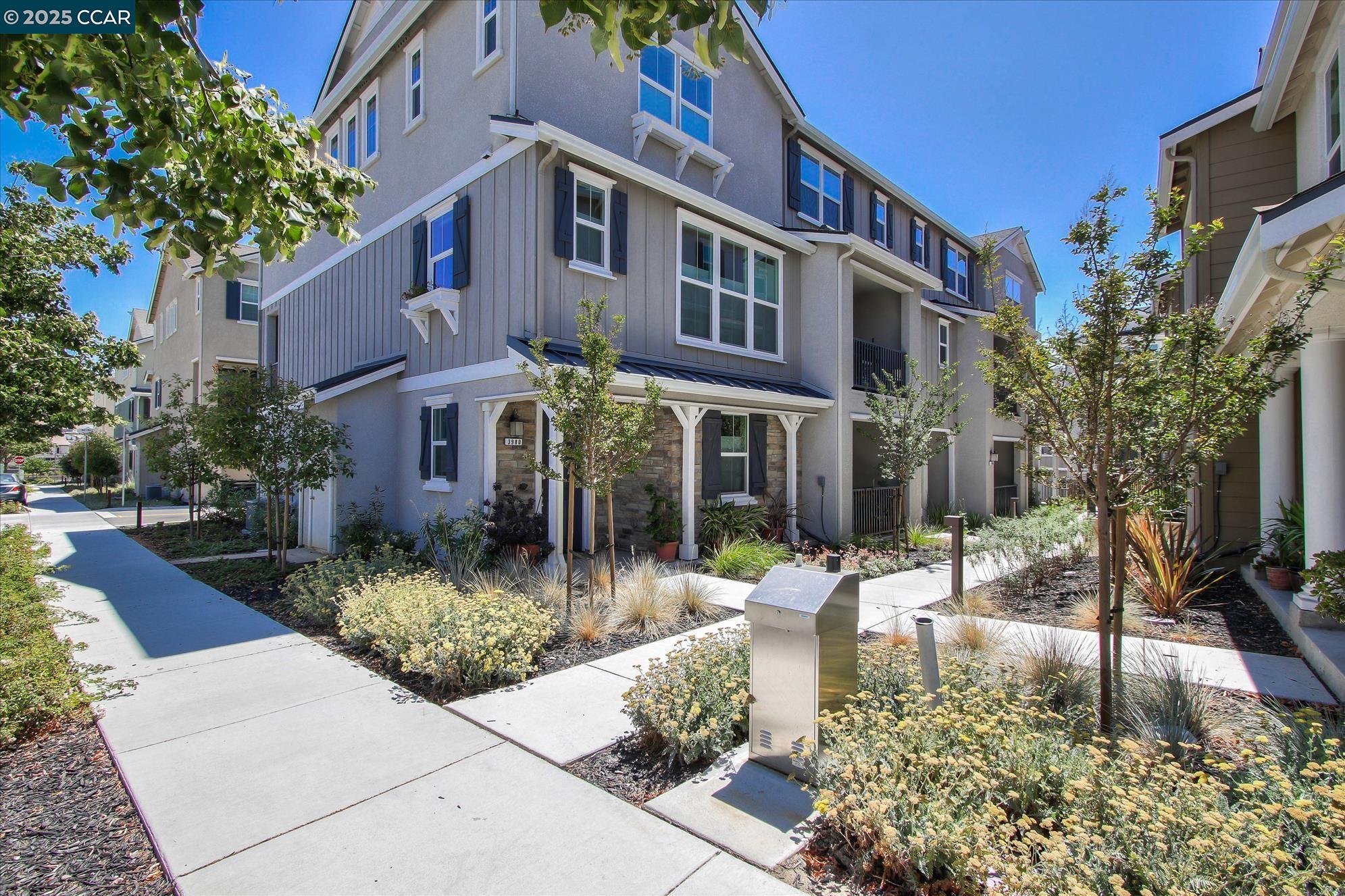 Photo #2: 41108085 Listing 