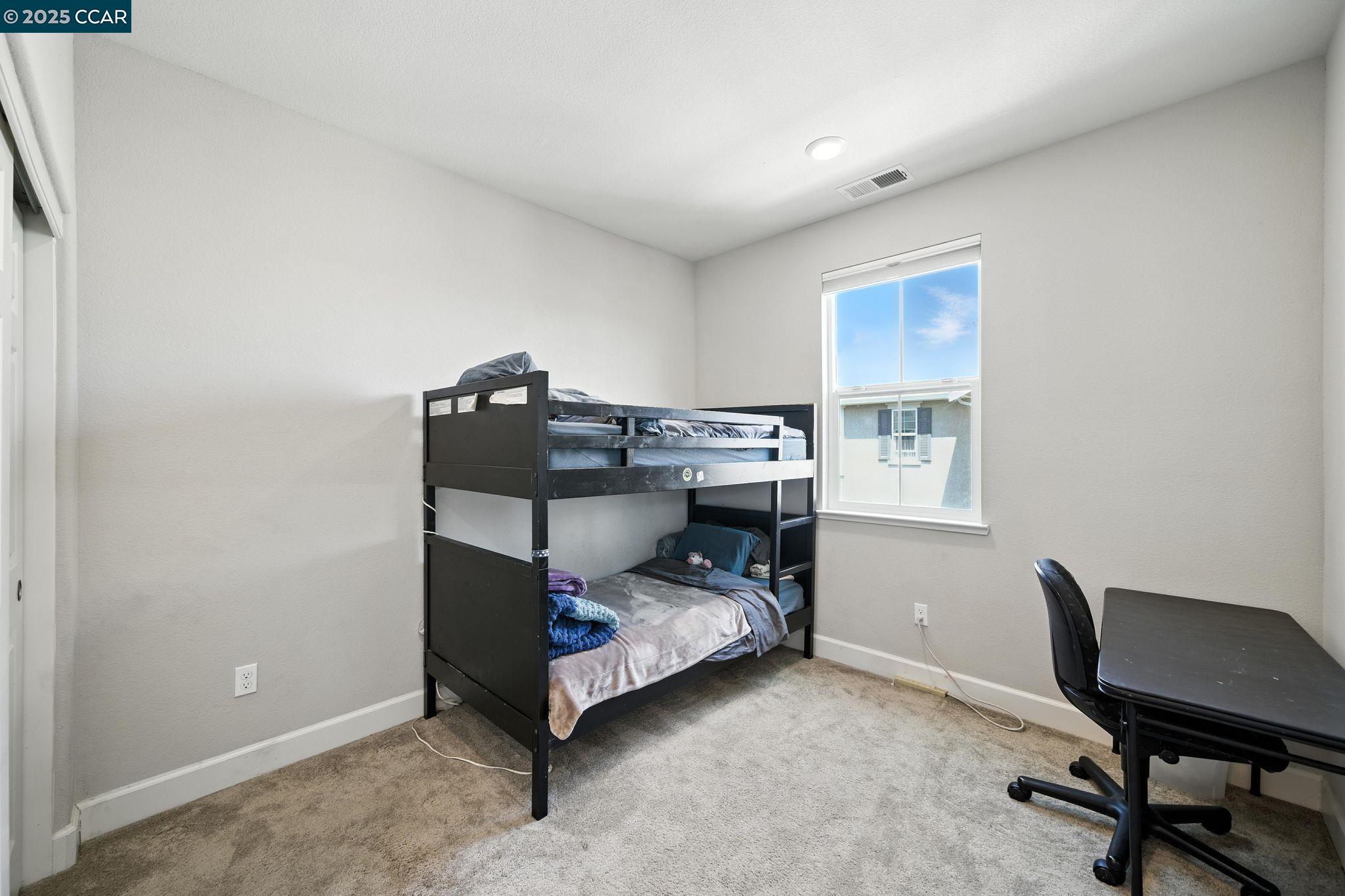 Detail Gallery Image 19 of 47 For 3988 Windsor, Dublin,  CA 94568 - 4 Beds | 3/1 Baths