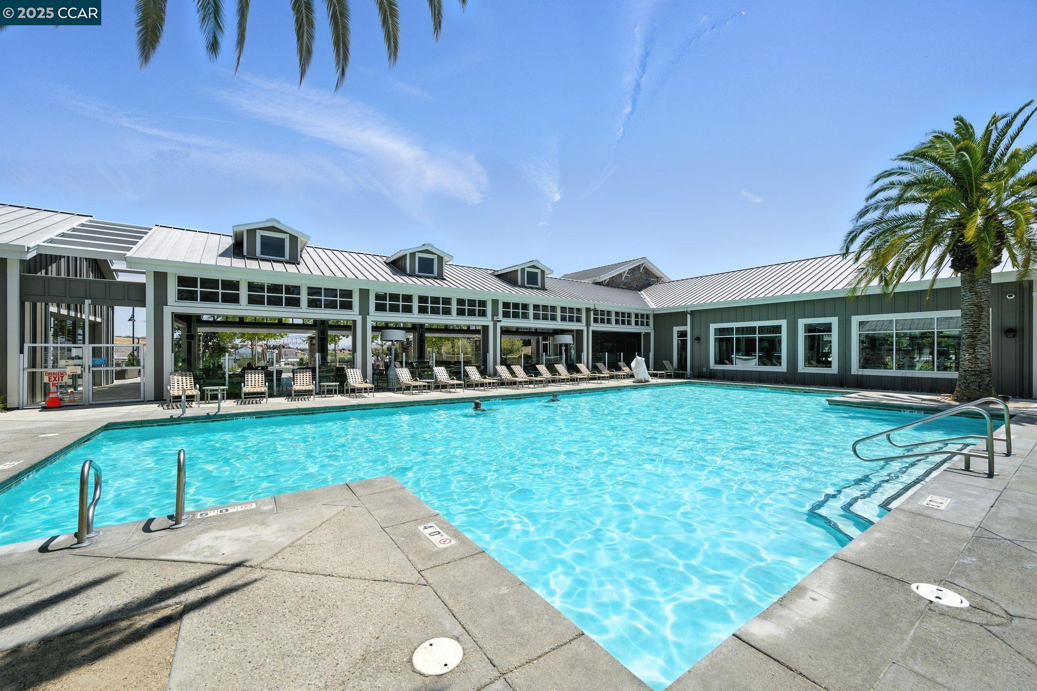 Detail Gallery Image 27 of 47 For 3988 Windsor, Dublin,  CA 94568 - 4 Beds | 3/1 Baths