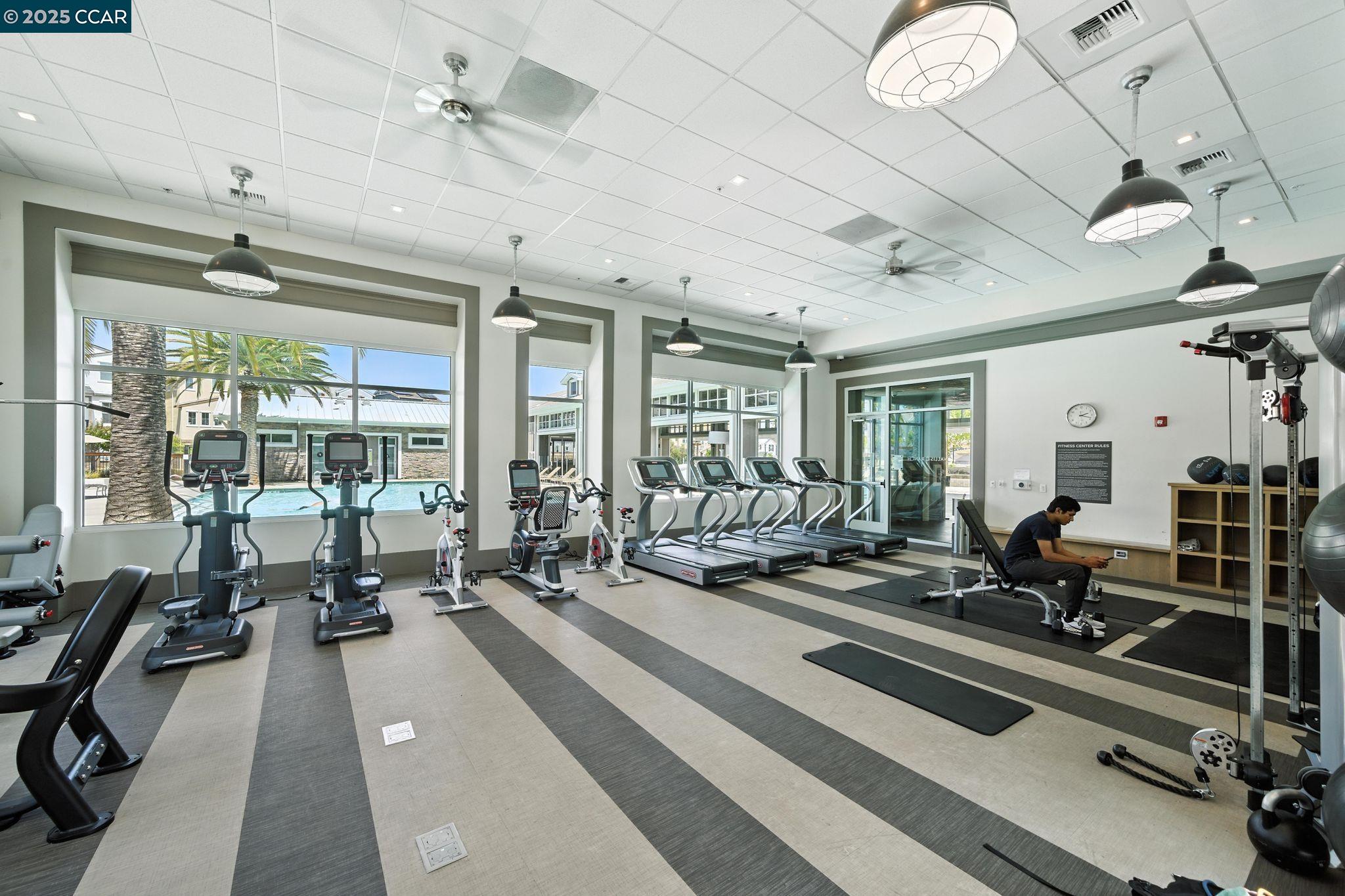 Detail Gallery Image 32 of 47 For 3988 Windsor, Dublin,  CA 94568 - 4 Beds | 3/1 Baths