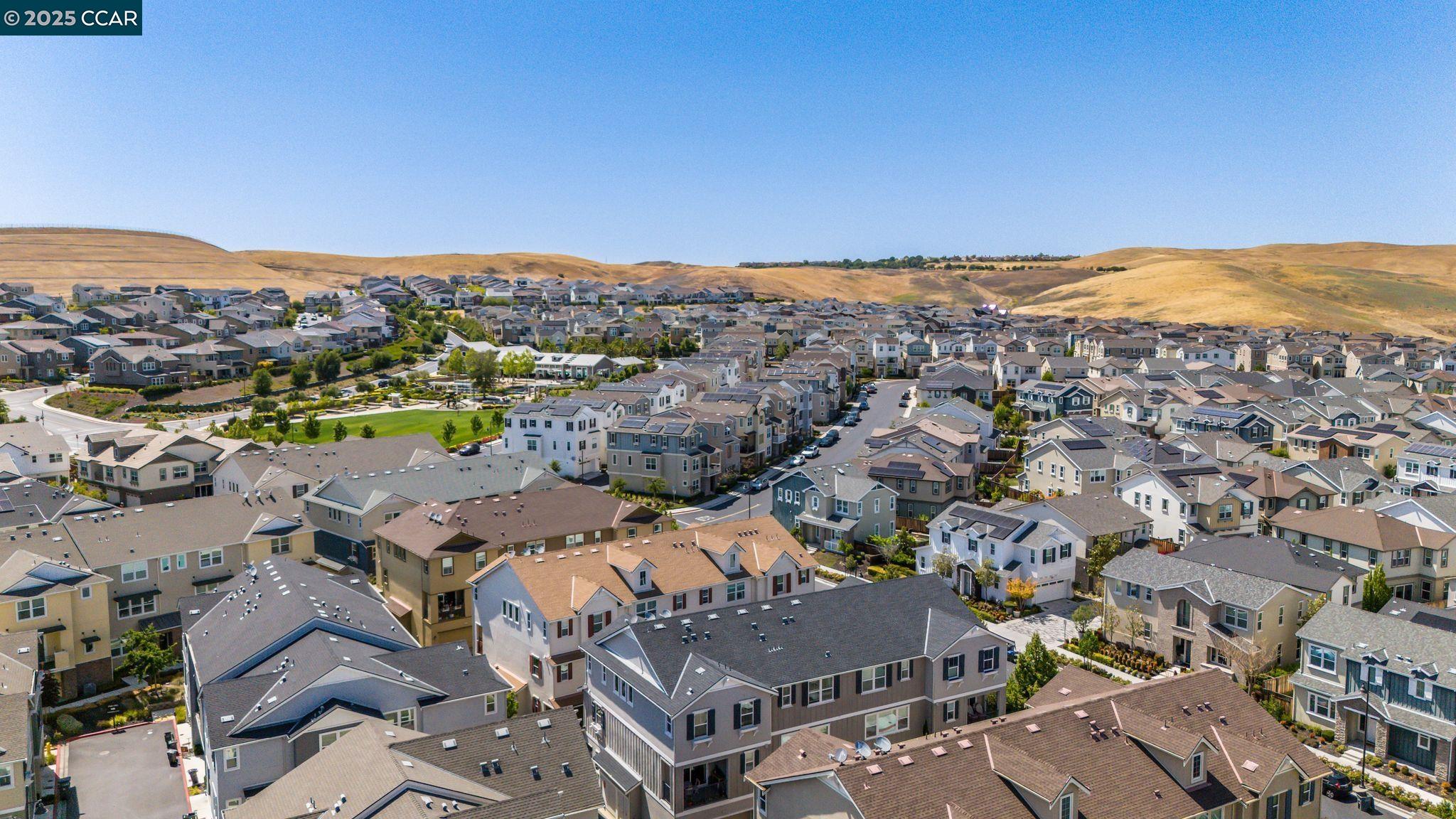 Detail Gallery Image 42 of 47 For 3988 Windsor, Dublin,  CA 94568 - 4 Beds | 3/1 Baths