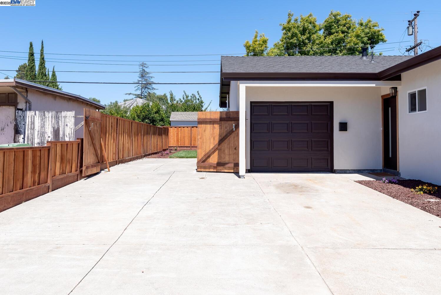 Detail Gallery Image 3 of 18 For 40186 Barbara St, Fremont,  CA 94538 - 3 Beds | 1 Baths