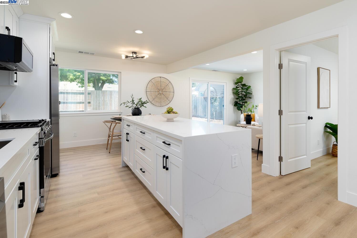 Detail Gallery Image 6 of 18 For 40186 Barbara St, Fremont,  CA 94538 - 3 Beds | 1 Baths