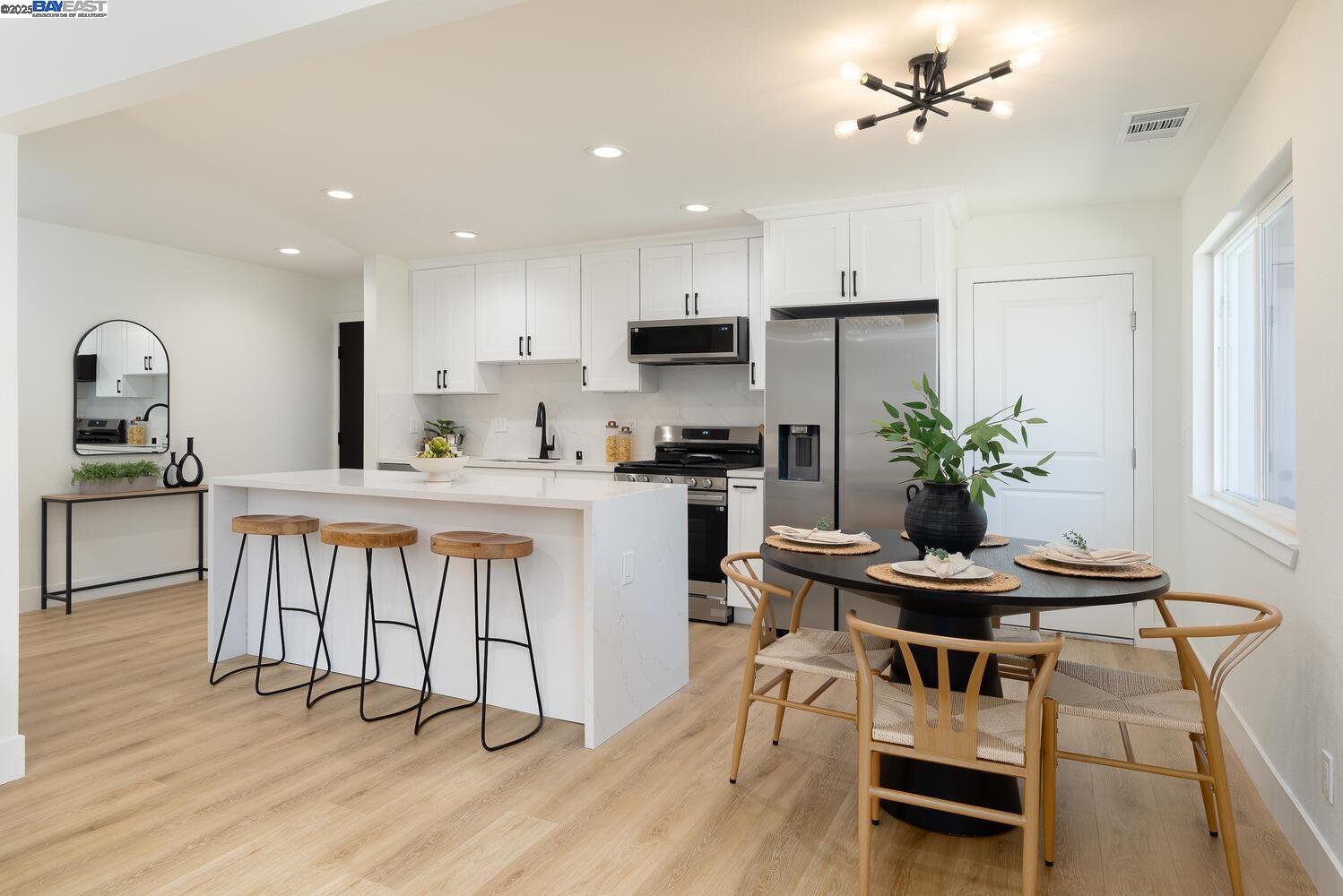 Detail Gallery Image 7 of 18 For 40186 Barbara St, Fremont,  CA 94538 - 3 Beds | 1 Baths