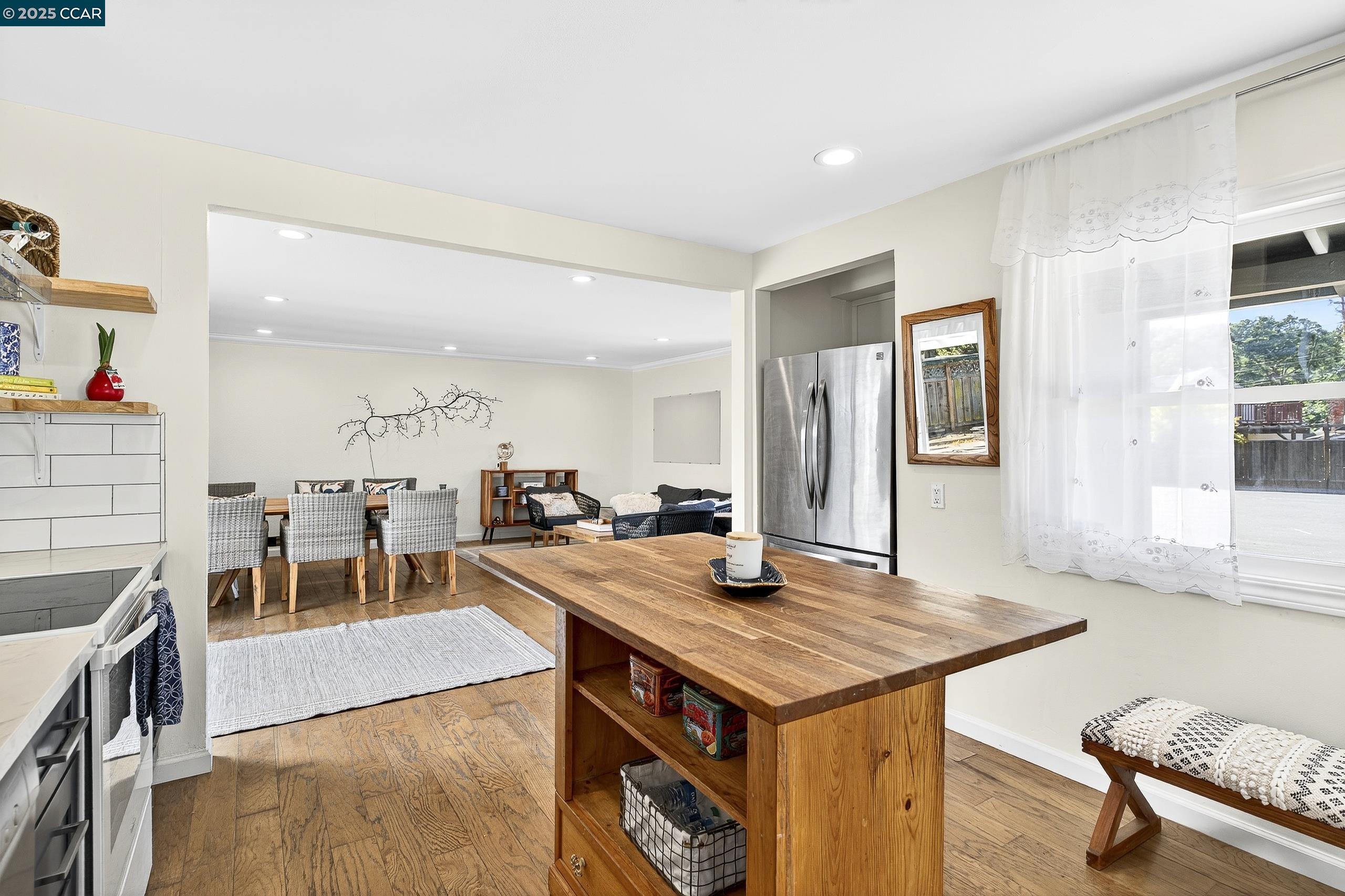 Detail Gallery Image 20 of 57 For 5774 Friar Ct, El Sobrante,  CA 94803 - 4 Beds | 2 Baths
