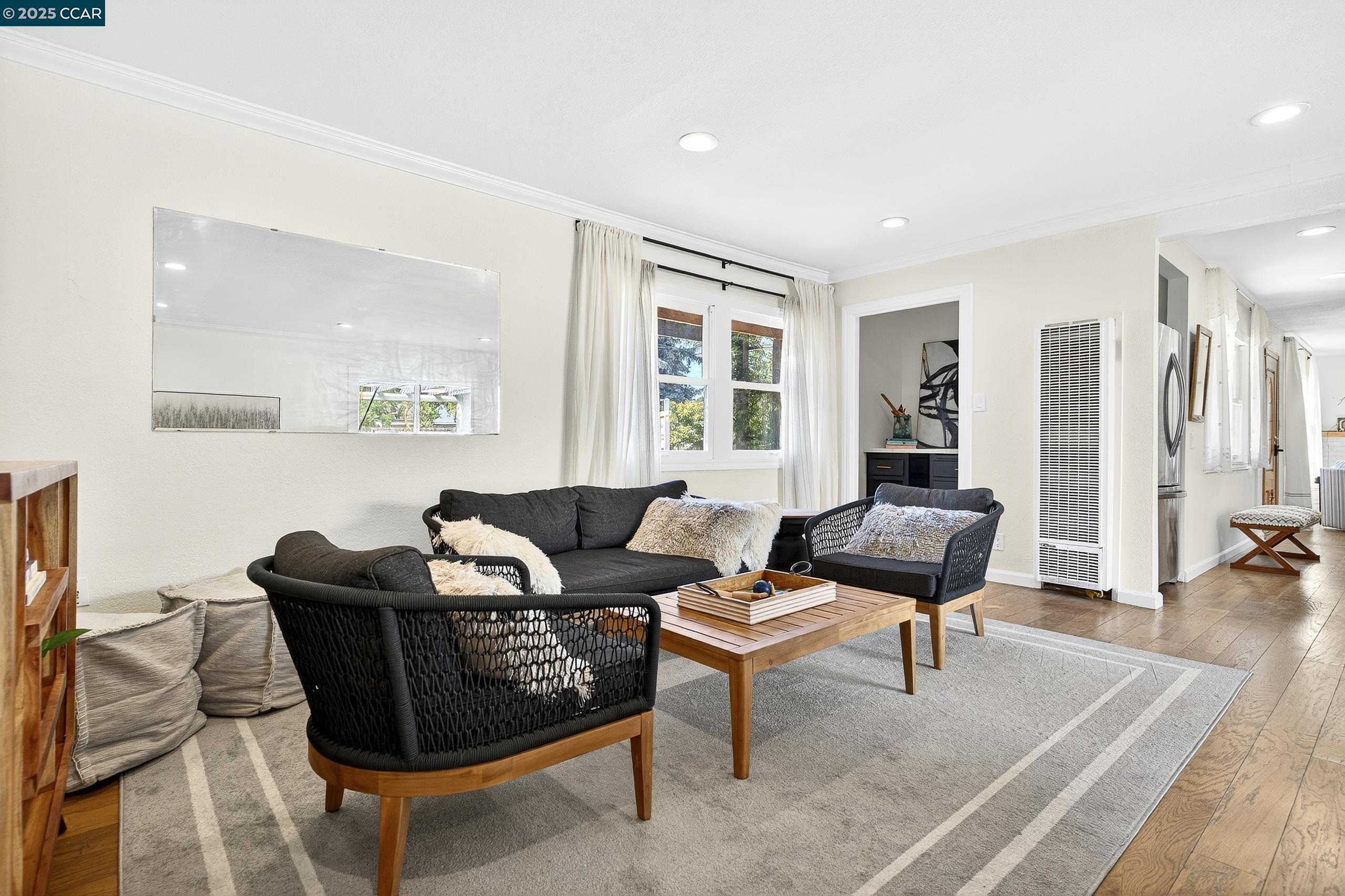 Detail Gallery Image 23 of 57 For 5774 Friar Ct, El Sobrante,  CA 94803 - 4 Beds | 2 Baths