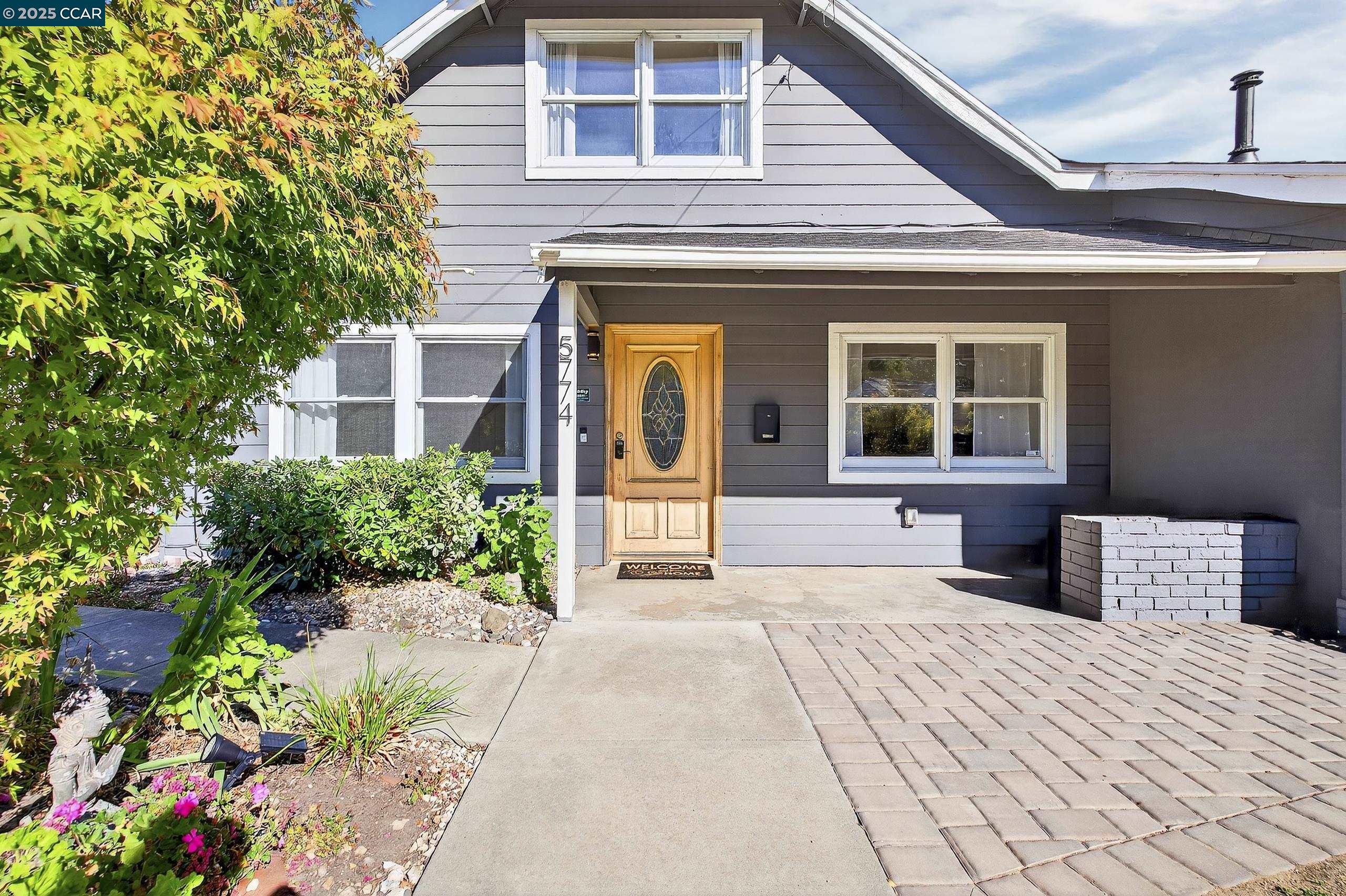 Detail Gallery Image 6 of 57 For 5774 Friar Ct, El Sobrante,  CA 94803 - 4 Beds | 2 Baths