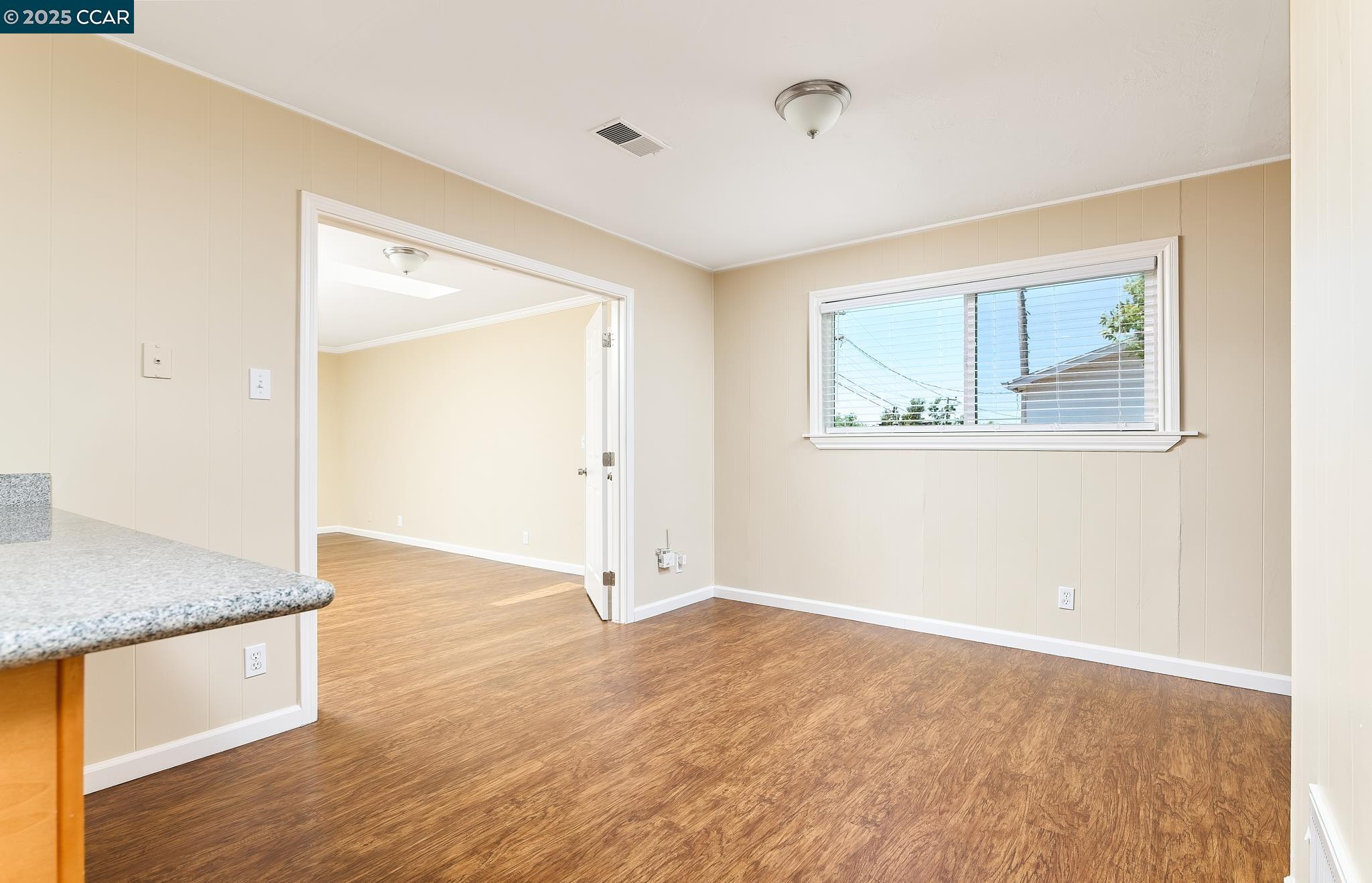 Detail Gallery Image 16 of 23 For 345 Swan Way, Vallejo,  CA 94589 - 4 Beds | 2/1 Baths