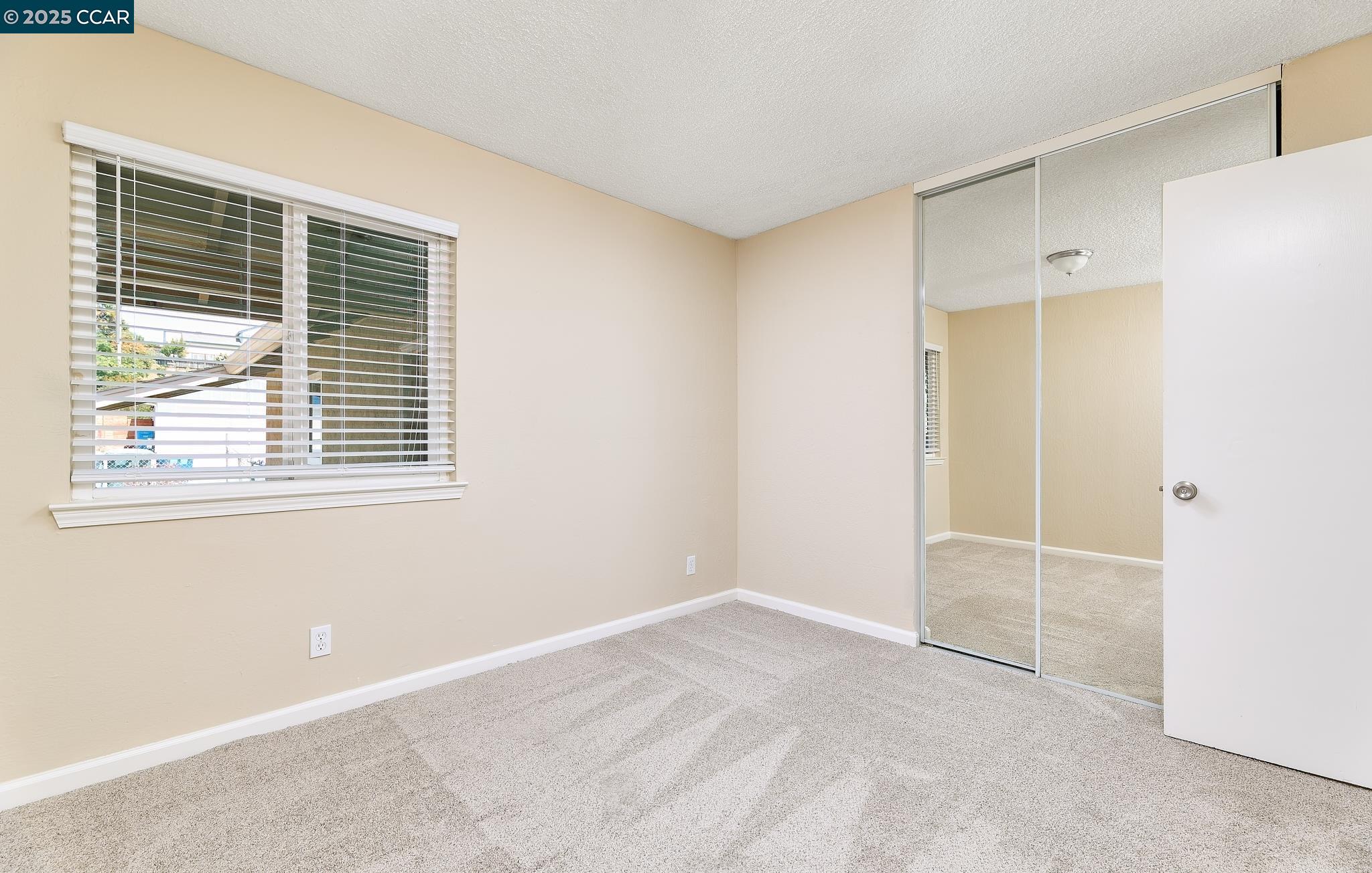 Detail Gallery Image 18 of 23 For 345 Swan Way, Vallejo,  CA 94589 - 4 Beds | 2/1 Baths