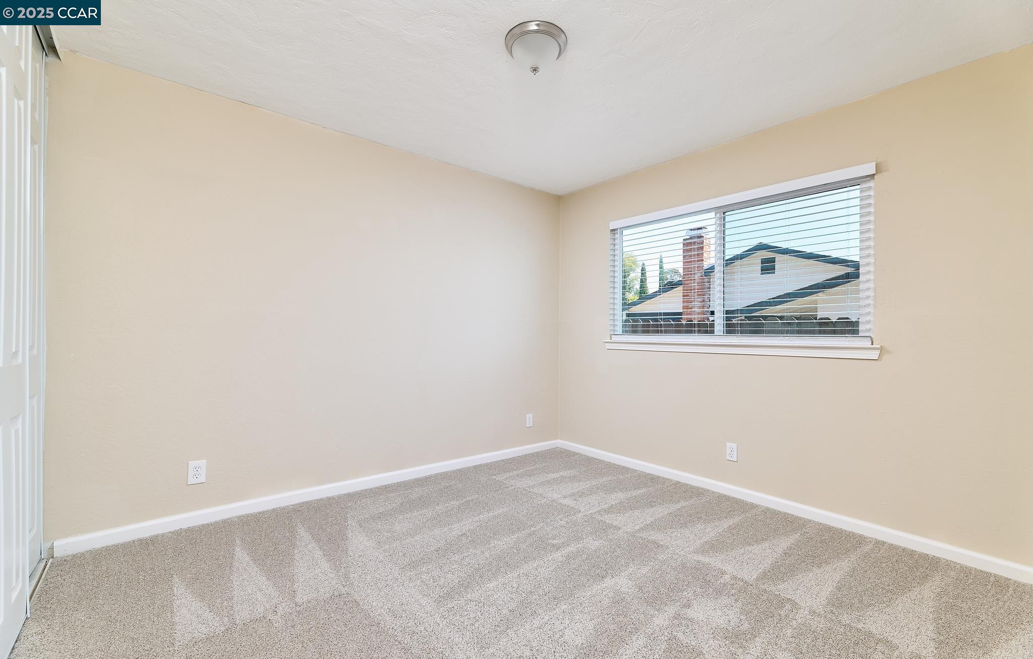 Detail Gallery Image 19 of 23 For 345 Swan Way, Vallejo,  CA 94589 - 4 Beds | 2/1 Baths