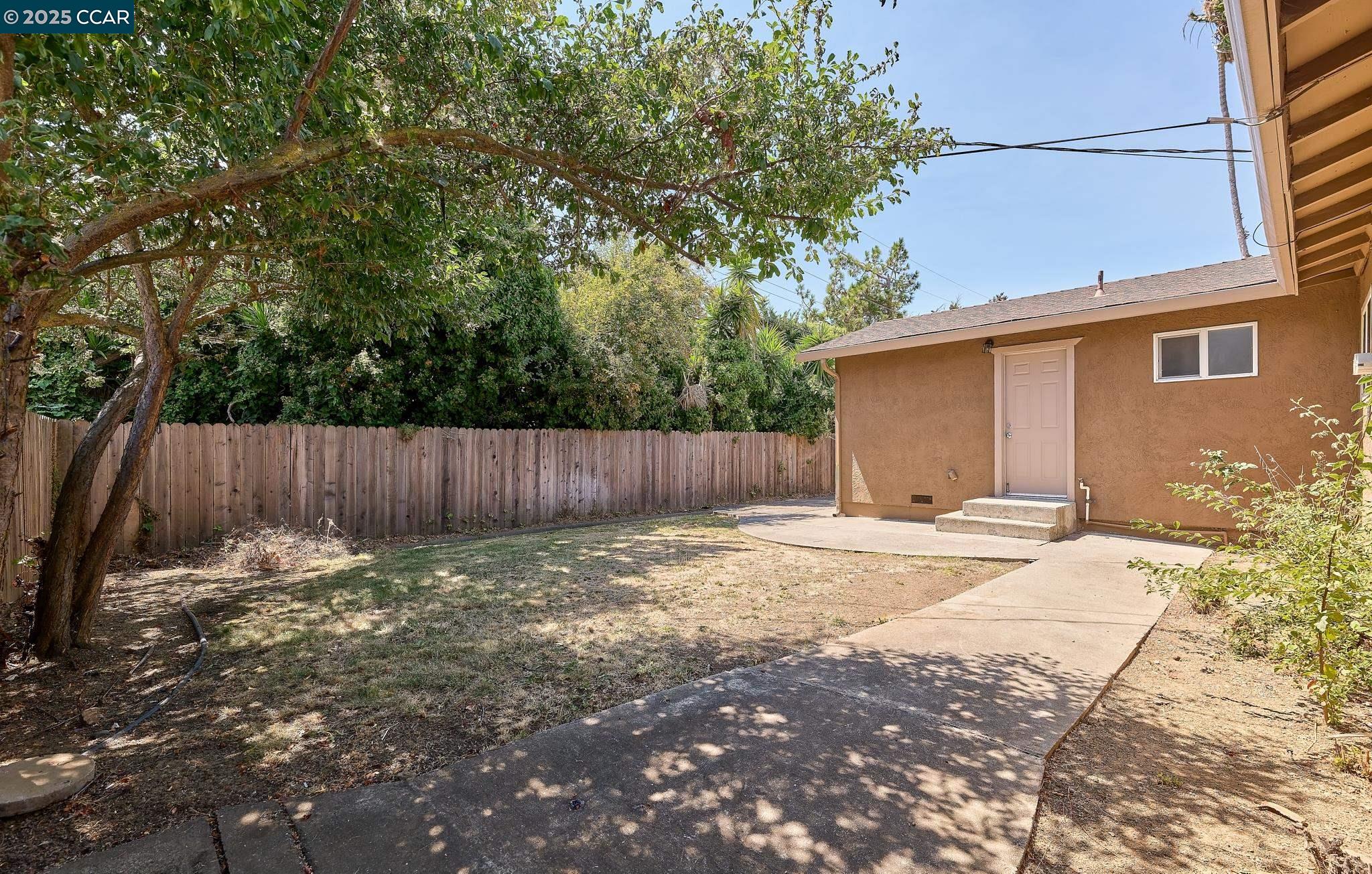 Detail Gallery Image 21 of 23 For 345 Swan Way, Vallejo,  CA 94589 - 4 Beds | 2/1 Baths