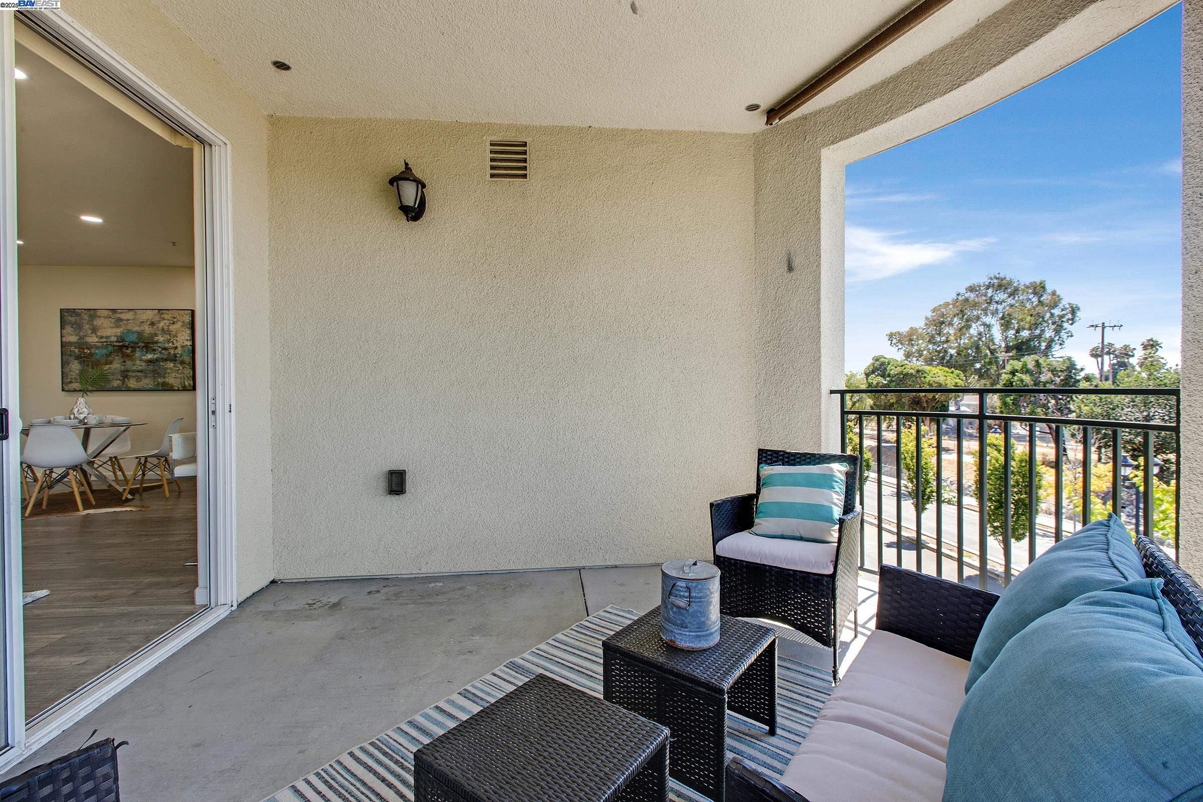Detail Gallery Image 30 of 50 For 800 S Abel St #303,  Milpitas,  CA 95035 - 3 Beds | 2 Baths