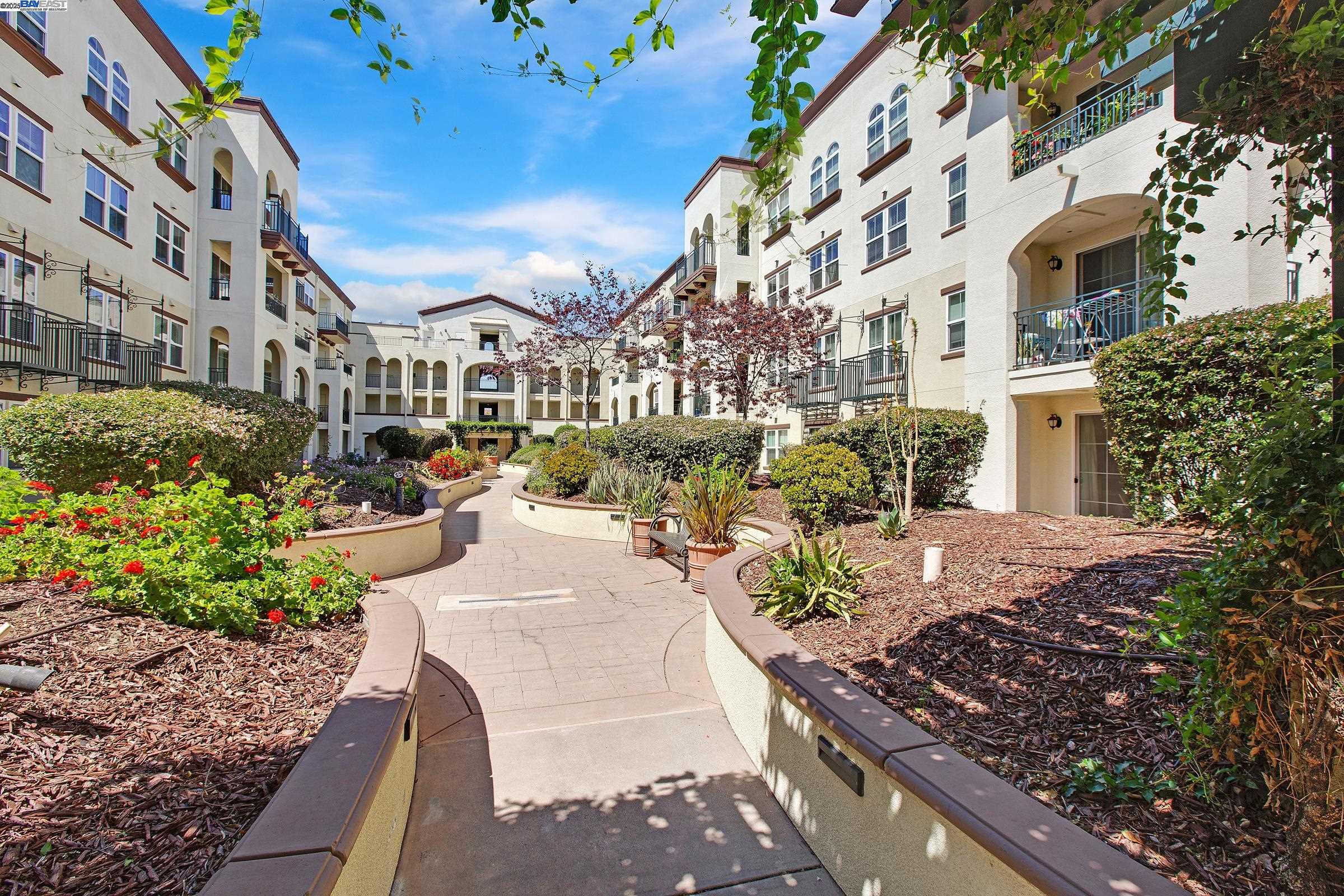 Detail Gallery Image 33 of 50 For 800 S Abel St #303,  Milpitas,  CA 95035 - 3 Beds | 2 Baths
