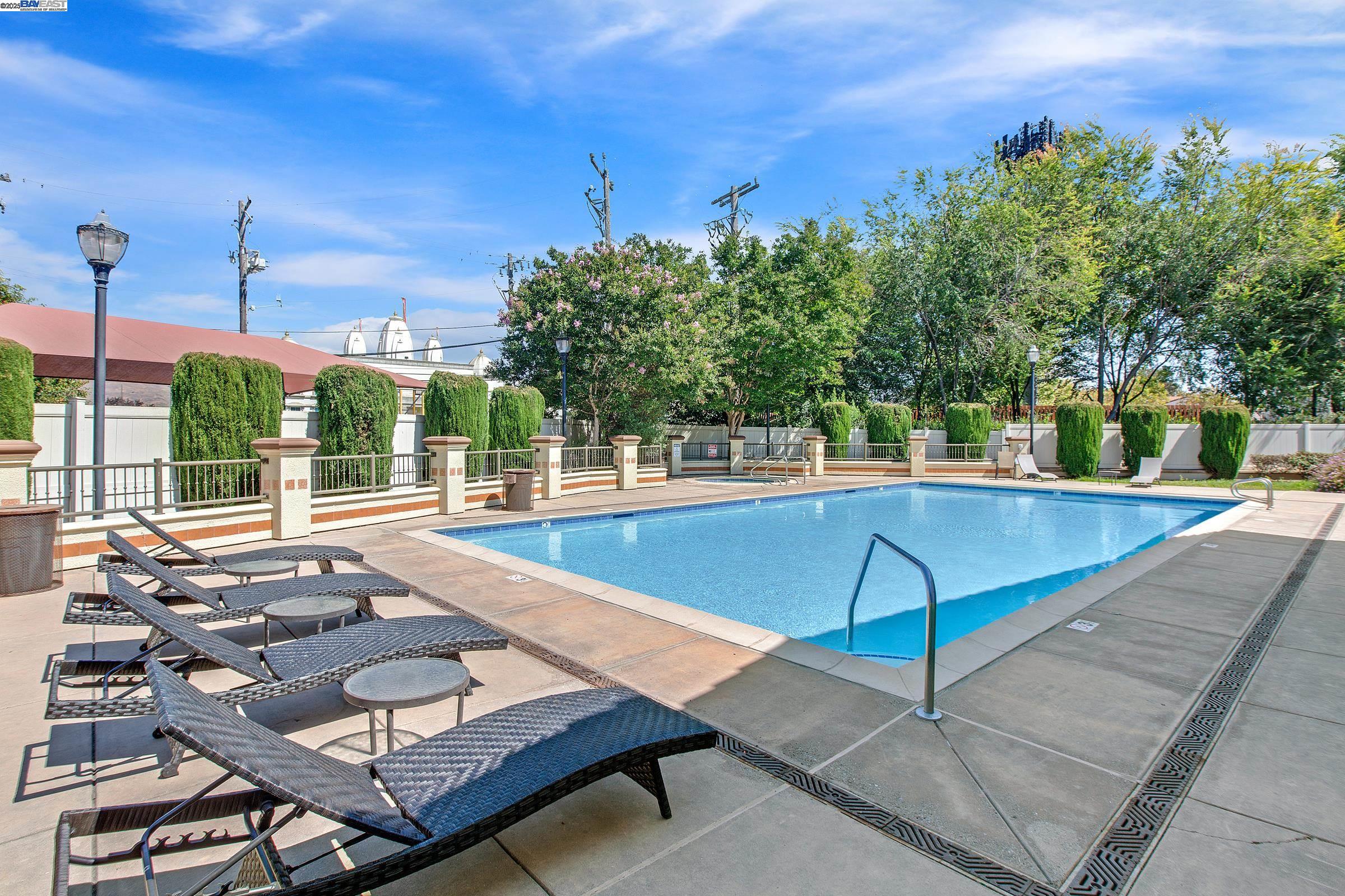 Detail Gallery Image 46 of 50 For 800 S Abel St #303,  Milpitas,  CA 95035 - 3 Beds | 2 Baths