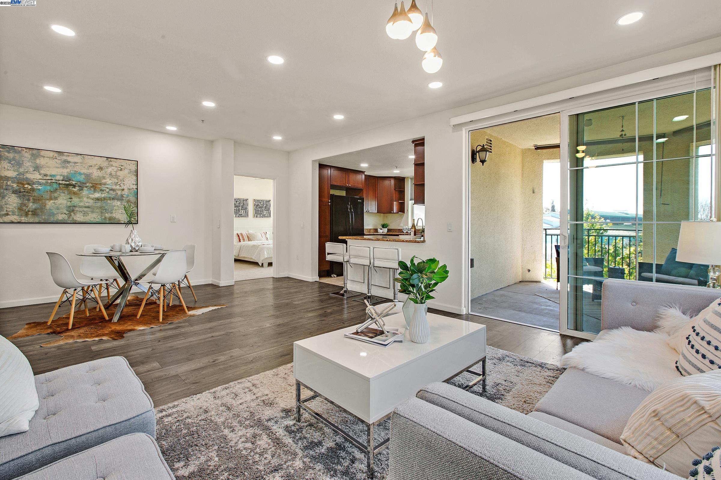 Detail Gallery Image 6 of 50 For 800 S Abel St #303,  Milpitas,  CA 95035 - 3 Beds | 2 Baths