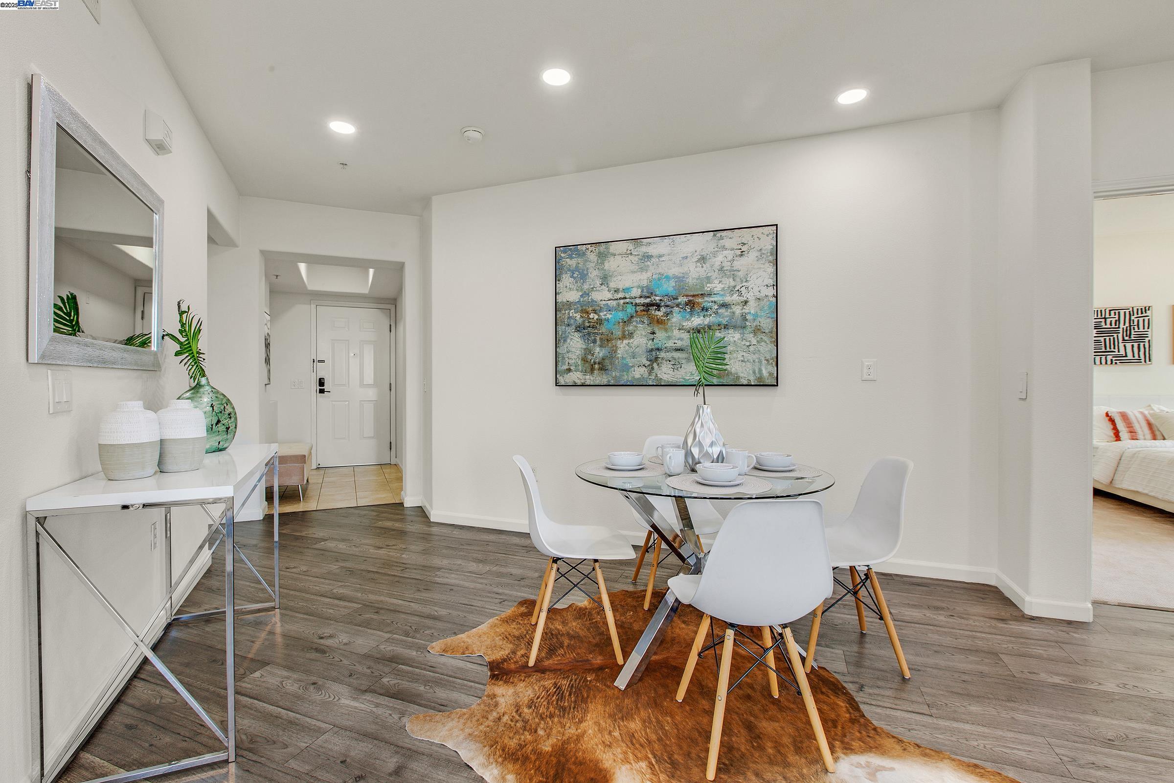 Detail Gallery Image 7 of 50 For 800 S Abel St #303,  Milpitas,  CA 95035 - 3 Beds | 2 Baths