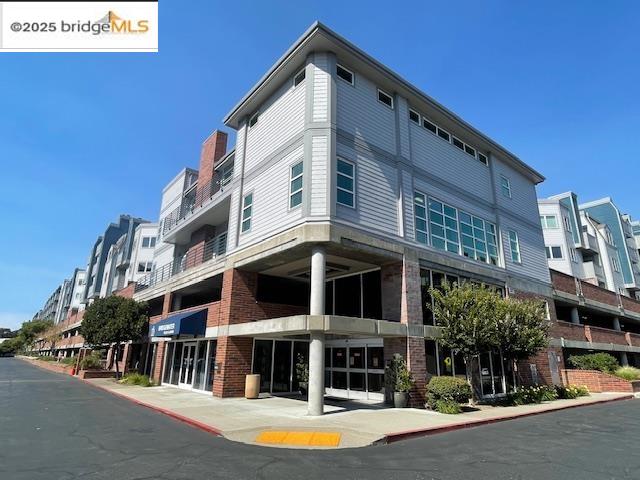 MLS: 41108094 Condo For Sale