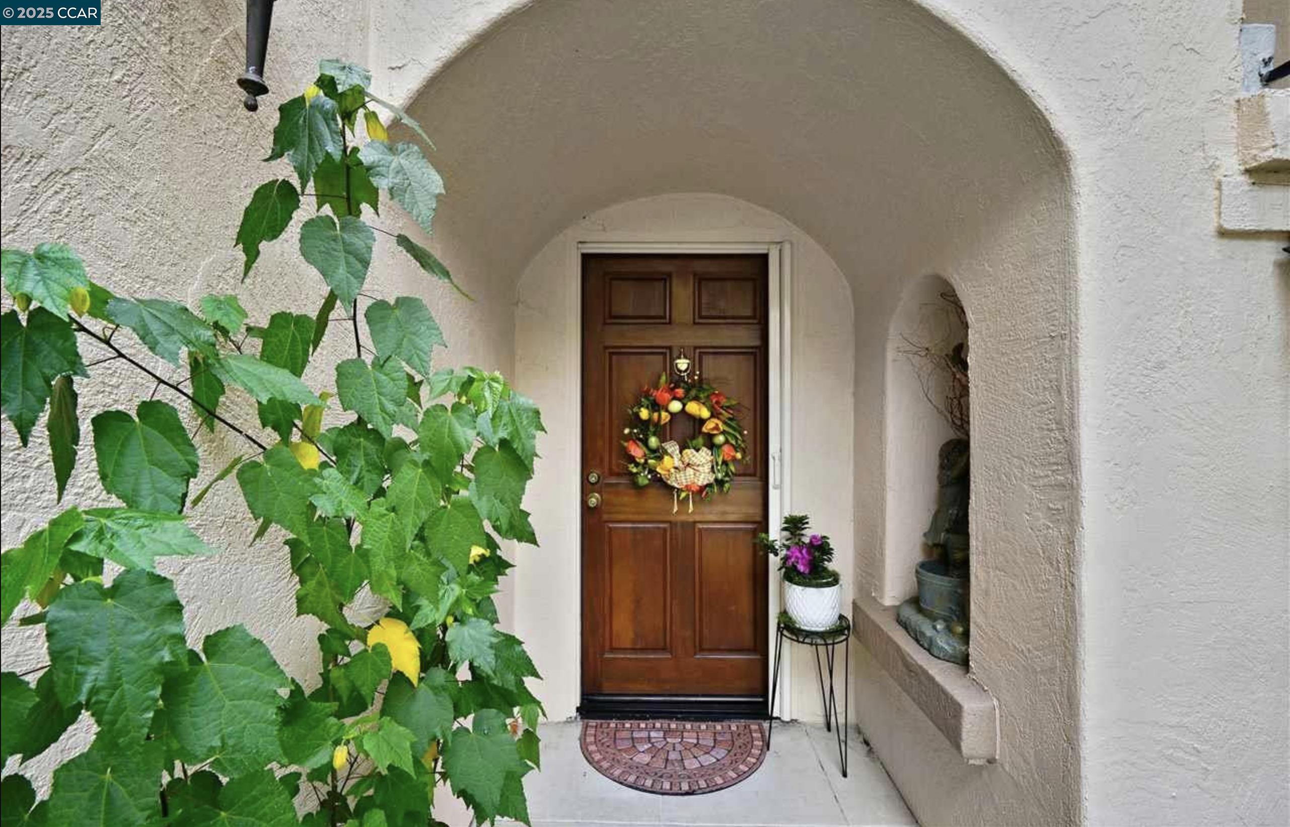 Detail Gallery Image 4 of 19 For 30 Eagle Lake Place #11,  San Ramon,  CA 94582 - 2 Beds | 2 Baths
