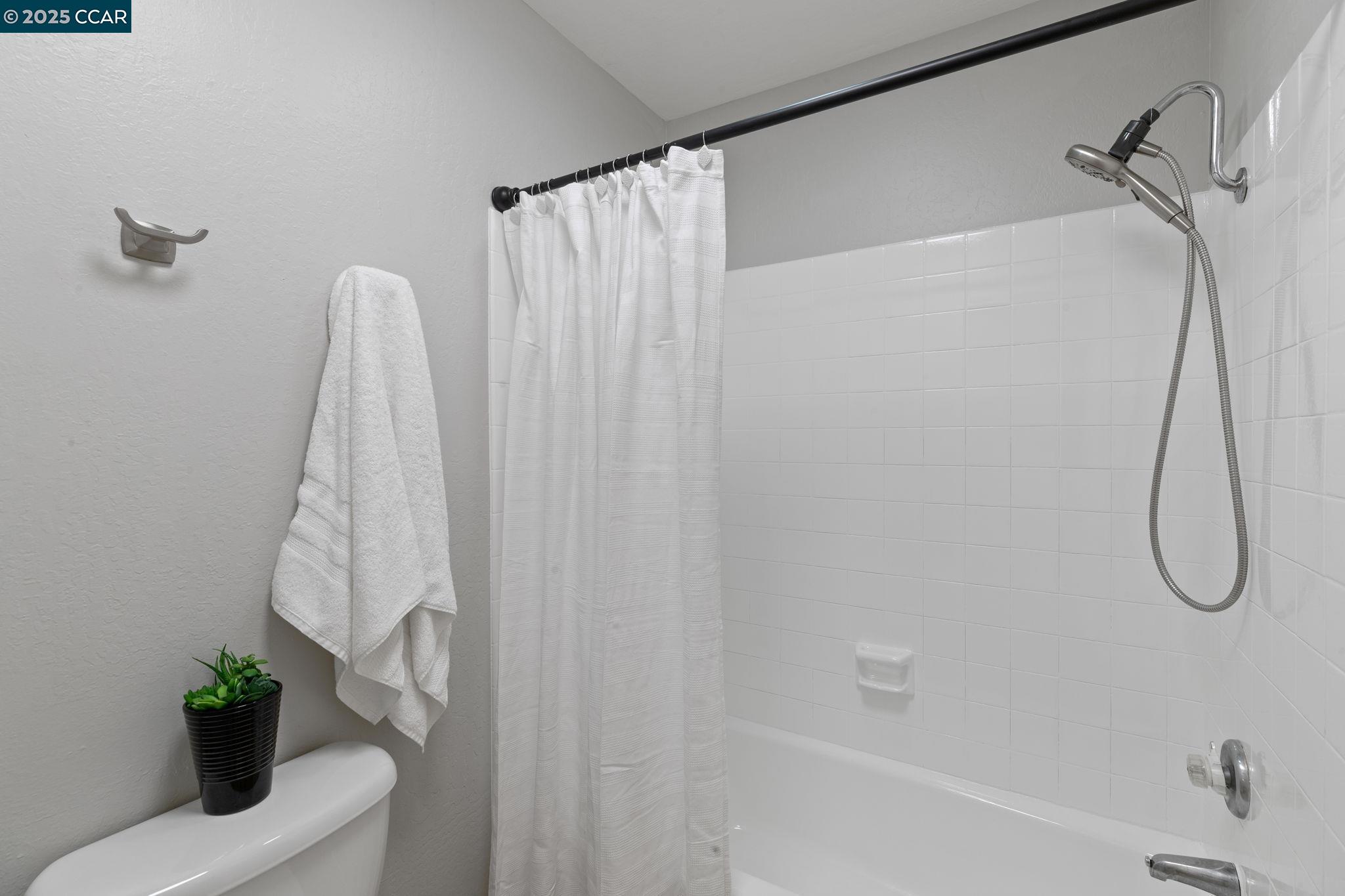 Photo #31: 41108097 Listing: Photo #31