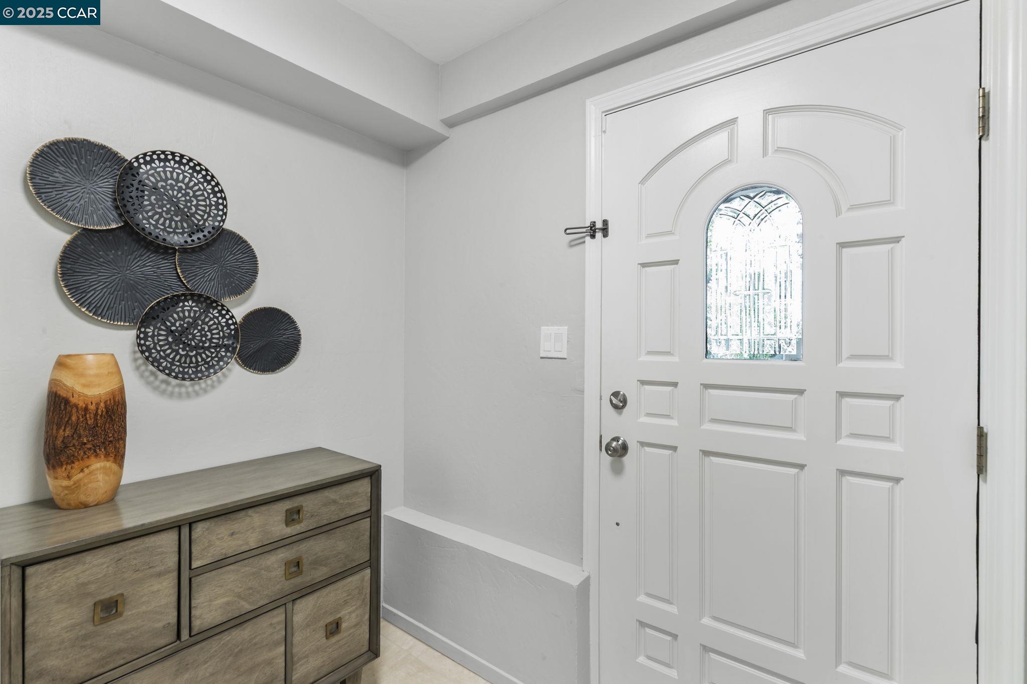 Photo #5: 41108097 Listing 