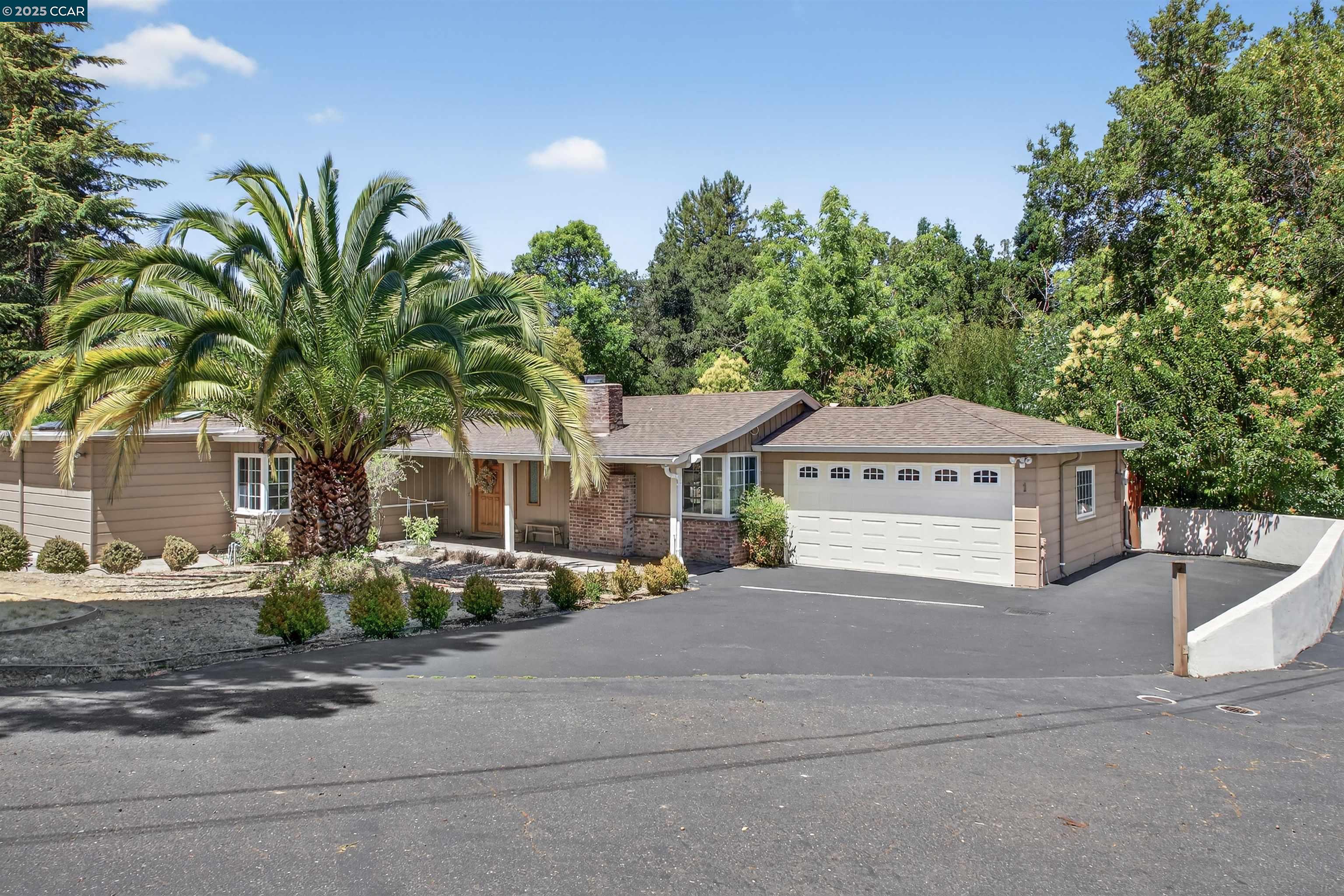 Front Image Thumbnail for CC41108099