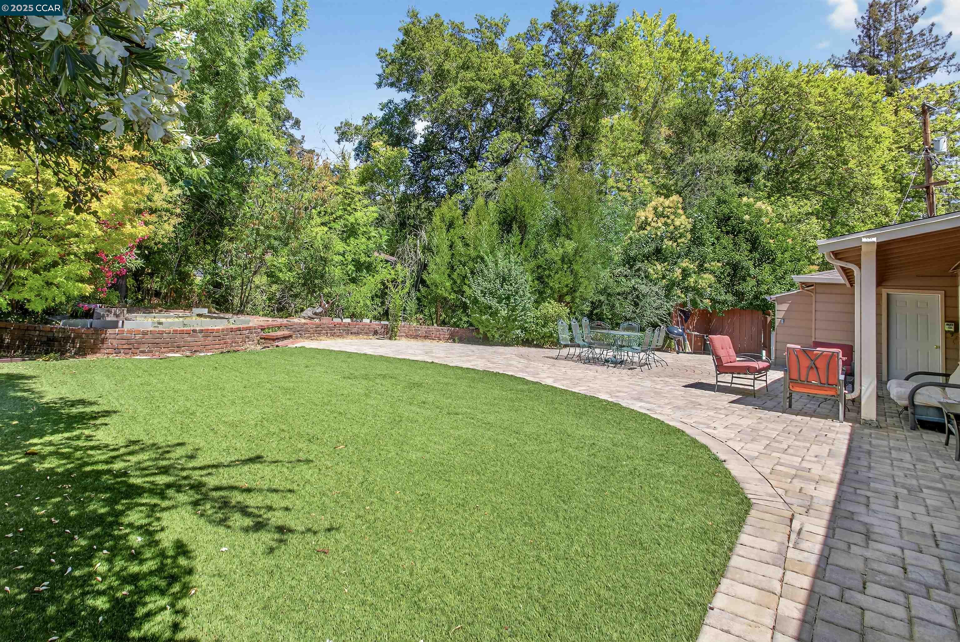 Detail Gallery Image 24 of 29 For 1 Vista Del Moraga, Orinda,  CA 94563 - 3 Beds | 2 Baths