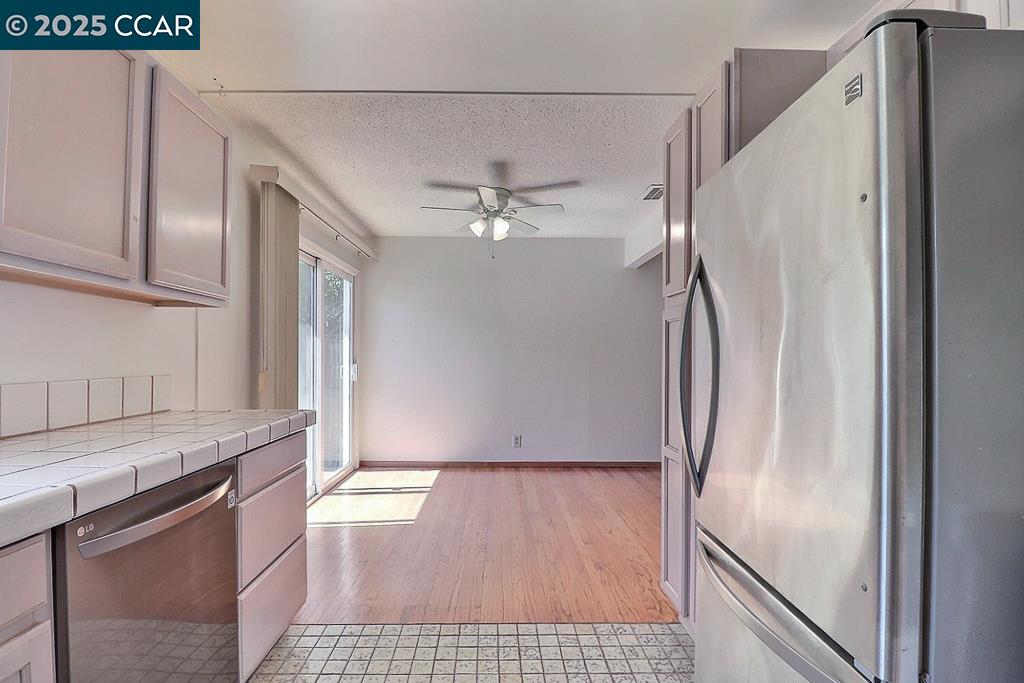 Detail Gallery Image 18 of 55 For 2465 Buena Vista Ave, Walnut Creek,  CA 94597 - 3 Beds | 2 Baths