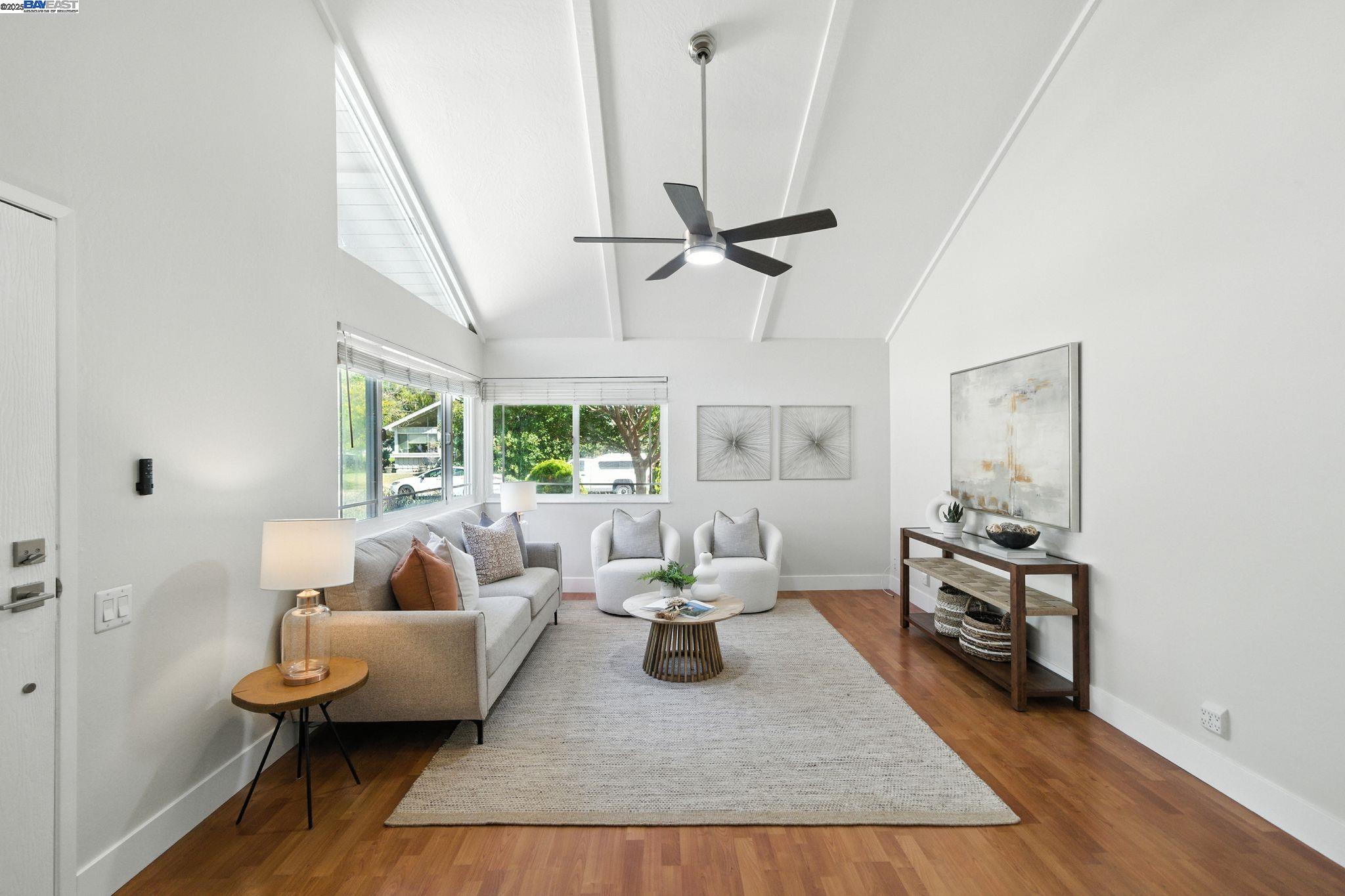 Detail Gallery Image 3 of 37 For 3871 Dryden Rd, Fremont,  CA 94555 - 3 Beds | 2 Baths