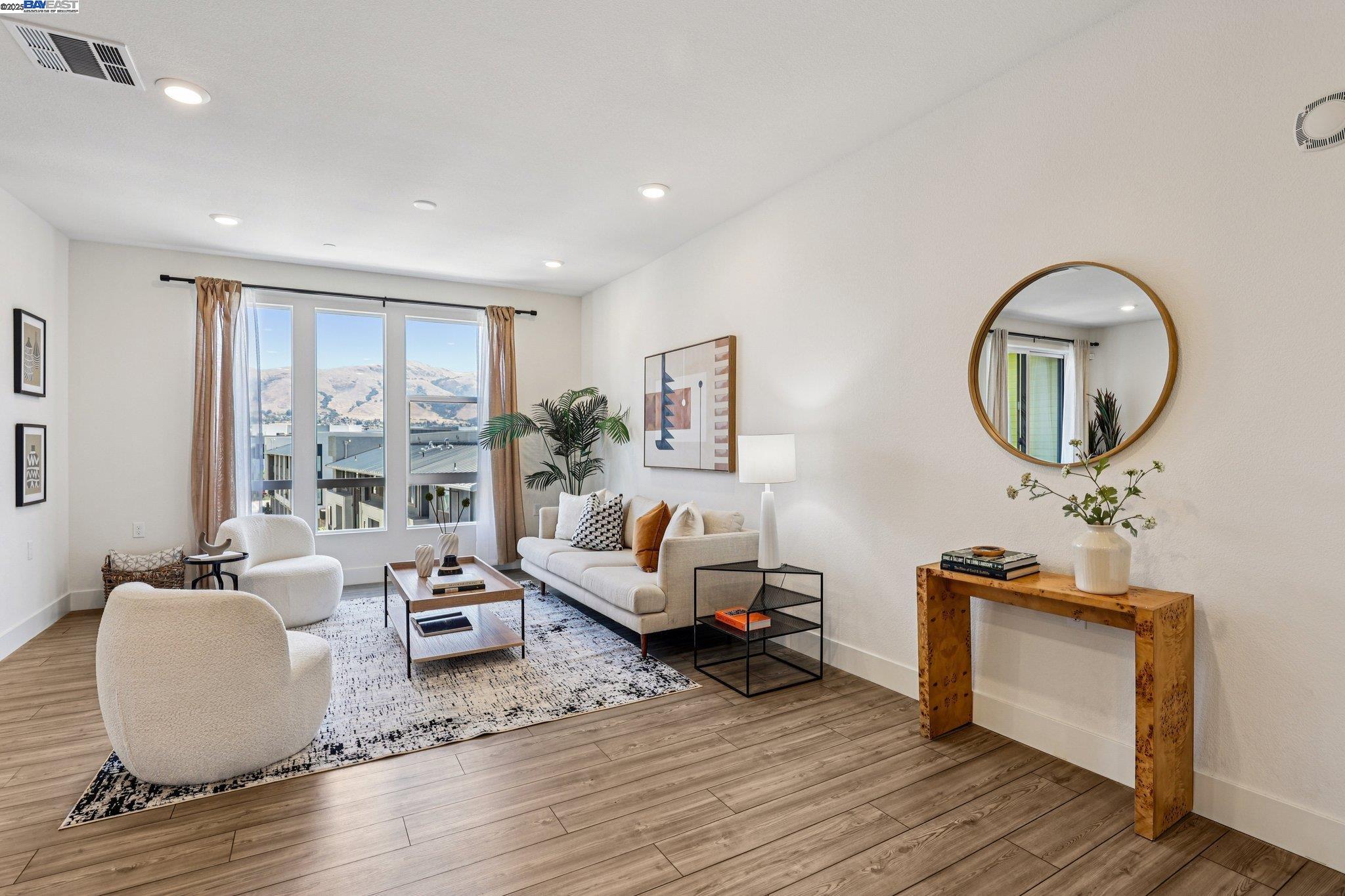 Photo #2: 41108104 Listing 