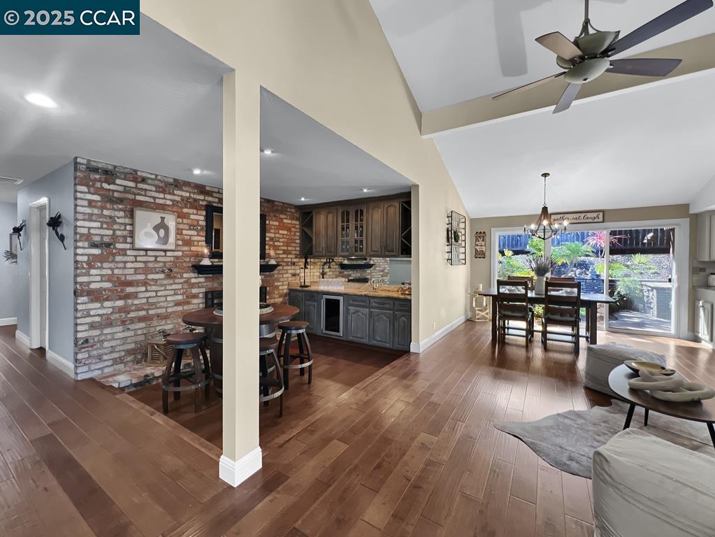 Detail Gallery Image 12 of 60 For 14 Mt Eden Pl, Clayton,  CA 94517 - 4 Beds | 2 Baths