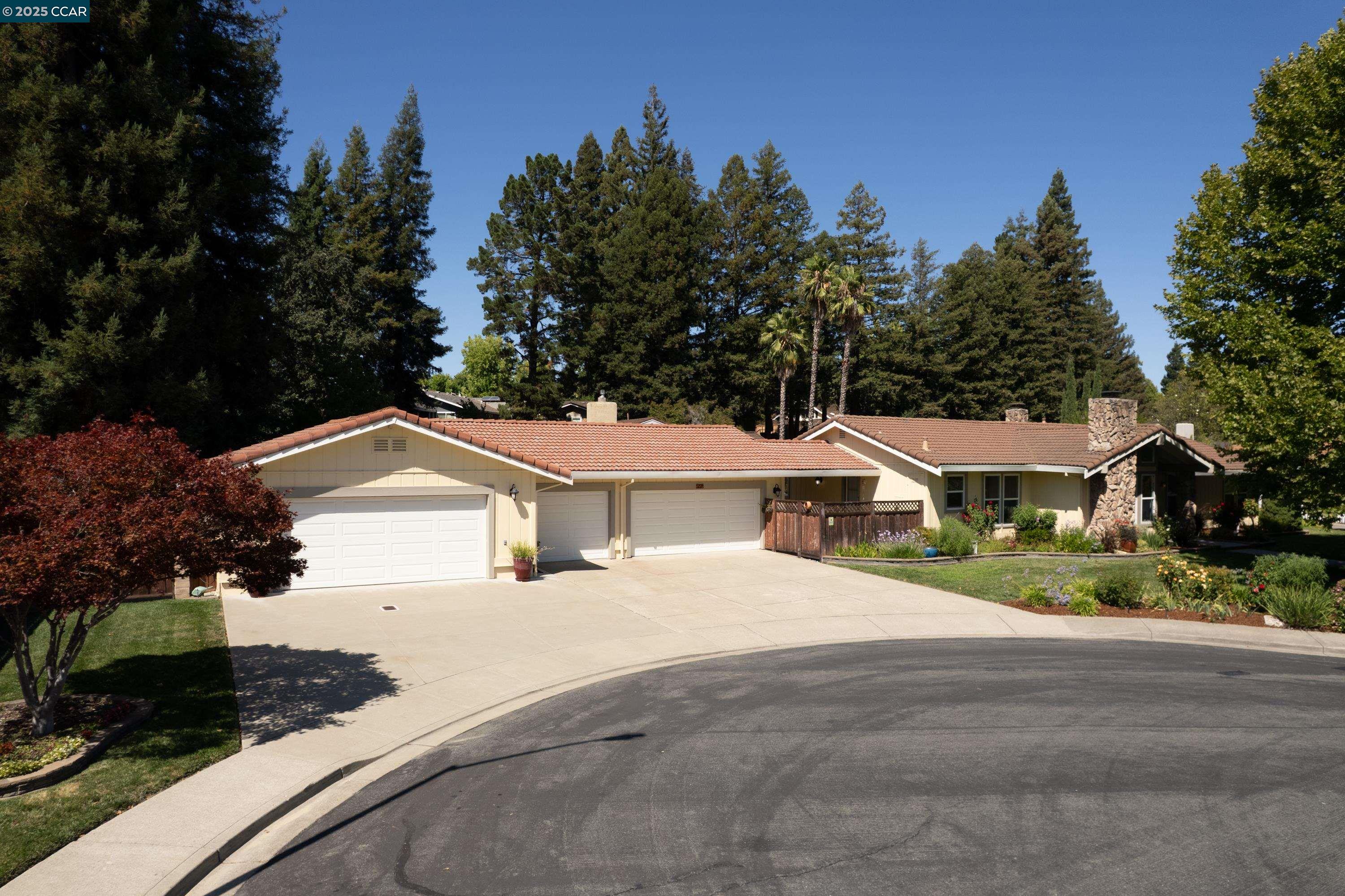 Detail Gallery Image 5 of 52 For 558 Freitas Road, Danville,  CA 94526 - 4 Beds | 2 Baths