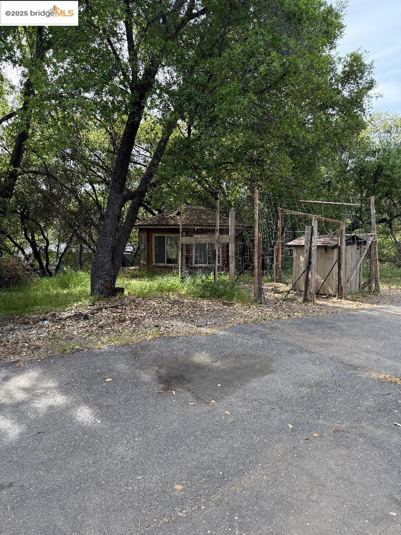Detail Gallery Image 11 of 15 For 14599 Peaceful Valley Rd, Sonora,  CA 95370 - 3 Beds | 2 Baths