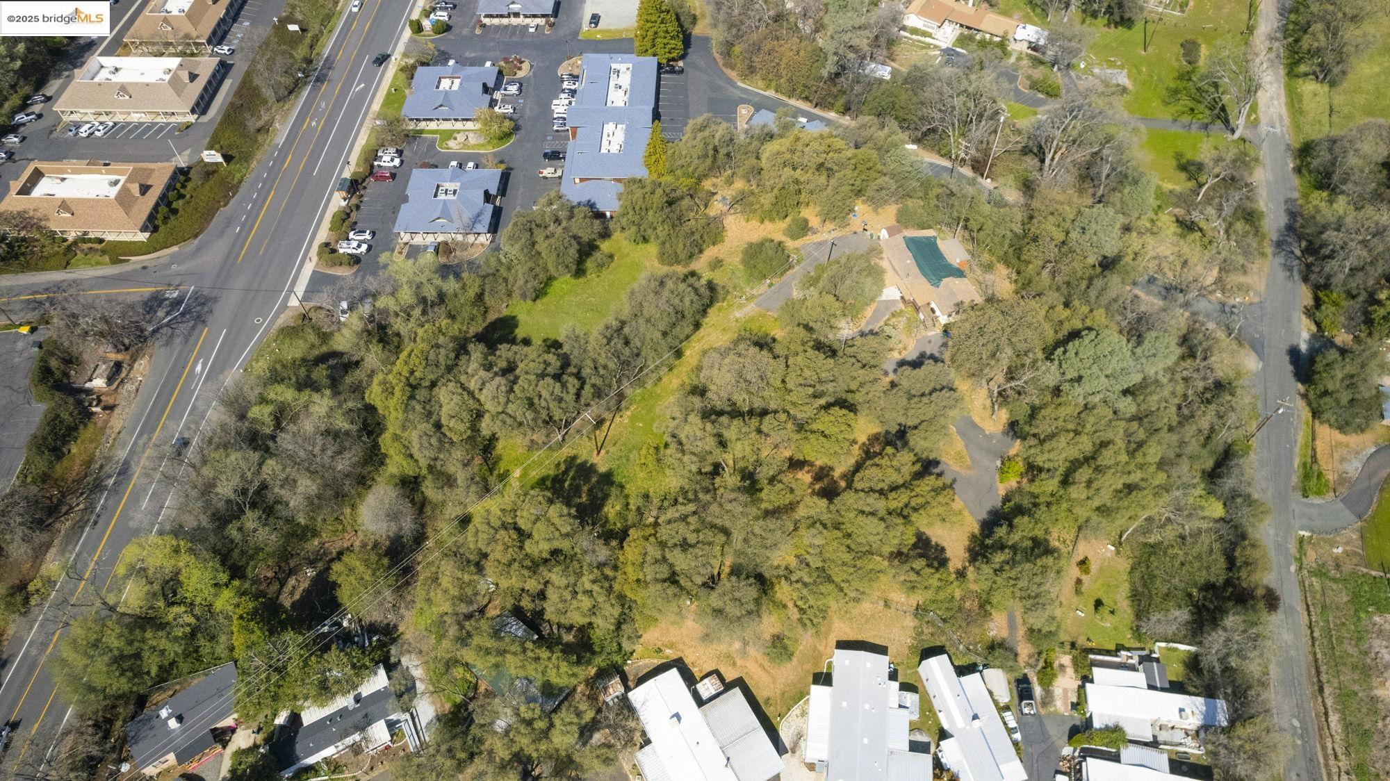 Detail Gallery Image 14 of 15 For 14599 Peaceful Valley Rd, Sonora,  CA 95370 - 3 Beds | 2 Baths