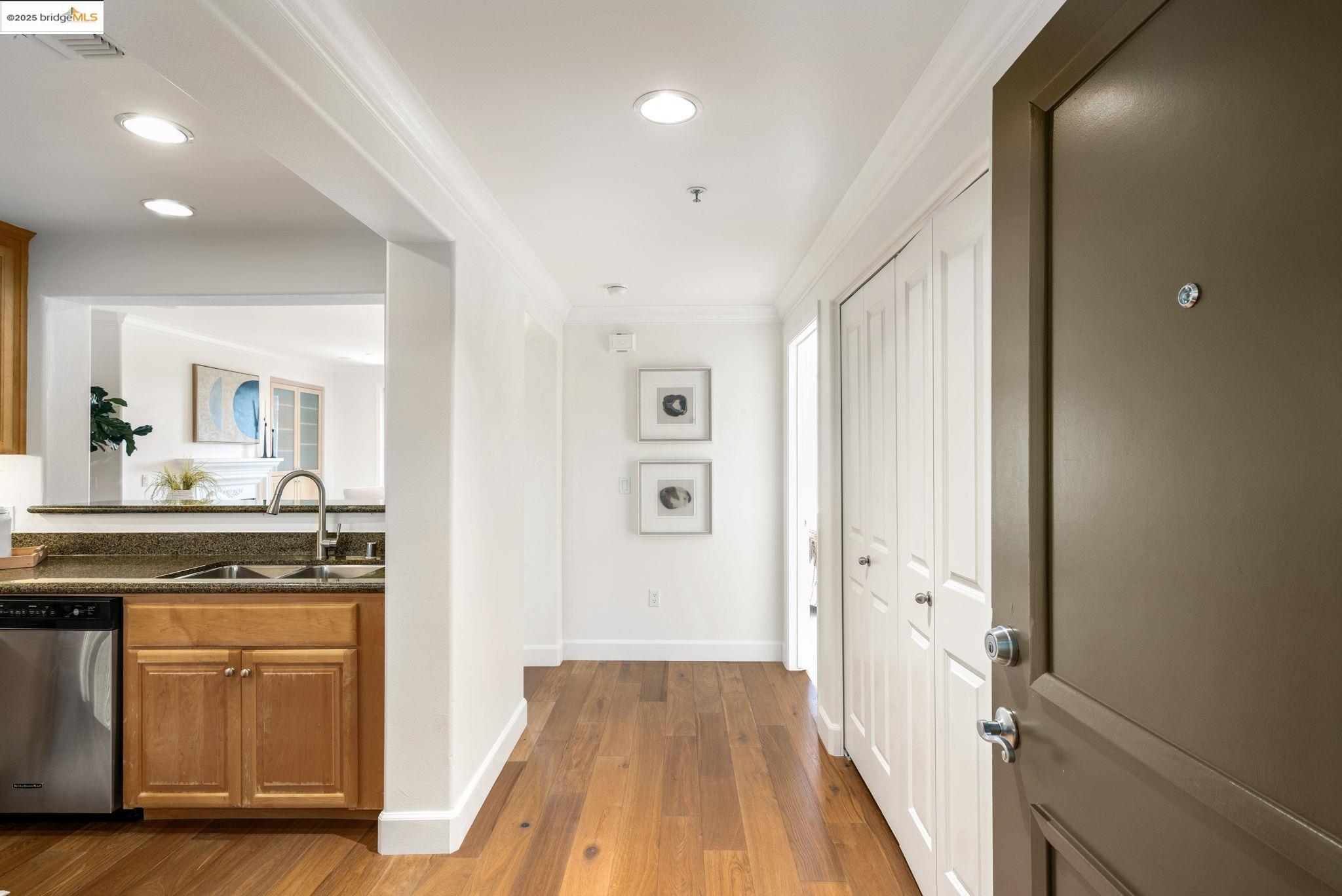 Photo #2: 41108109 Listing 