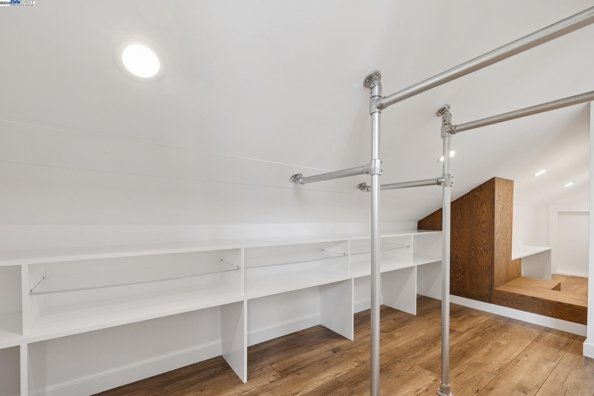 Detail Gallery Image 33 of 54 For 1906 Lafayette St, Alameda,  CA 94501 - 3 Beds | 2 Baths