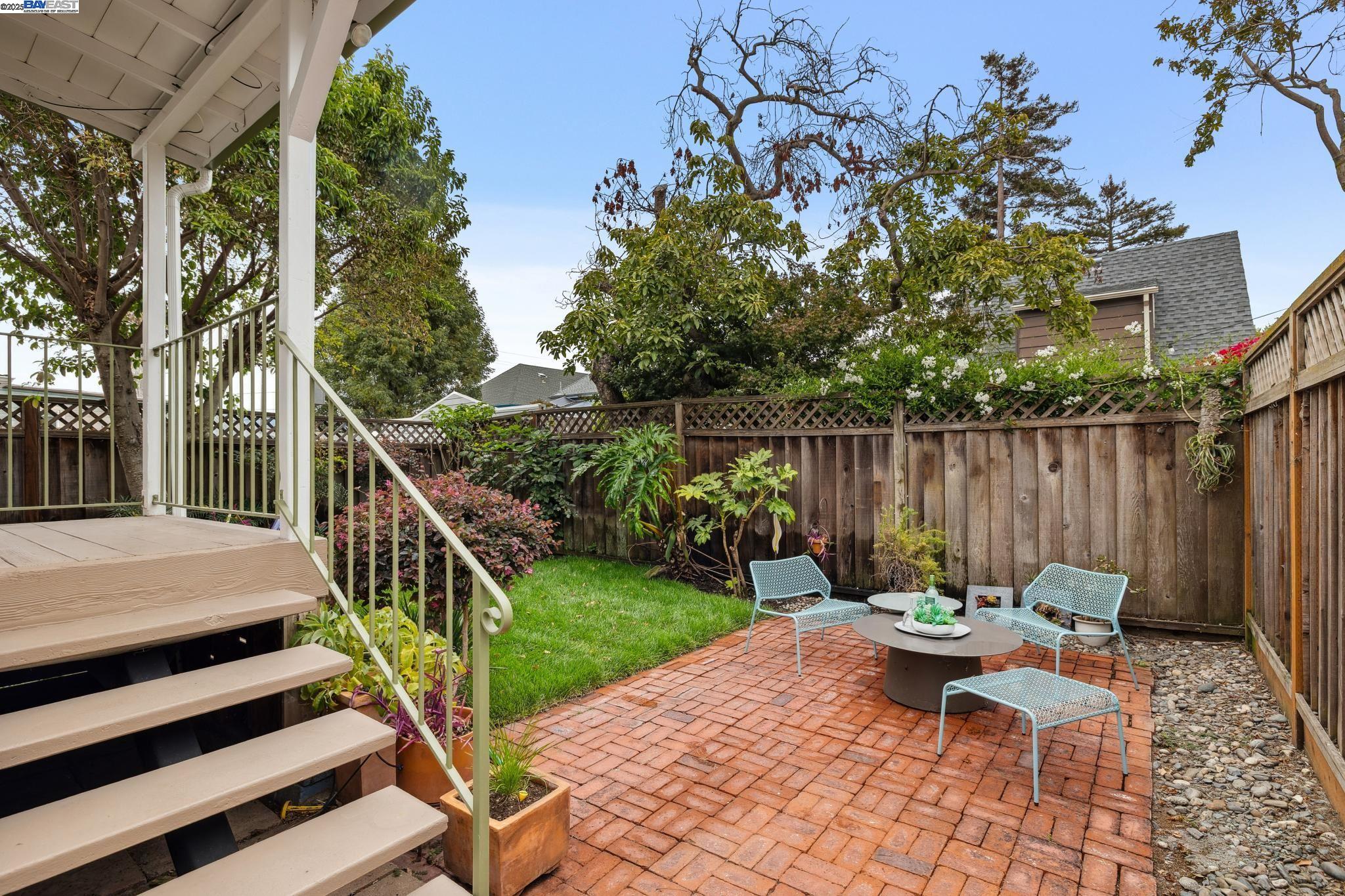 Detail Gallery Image 39 of 54 For 1906 Lafayette St, Alameda,  CA 94501 - 3 Beds | 2 Baths