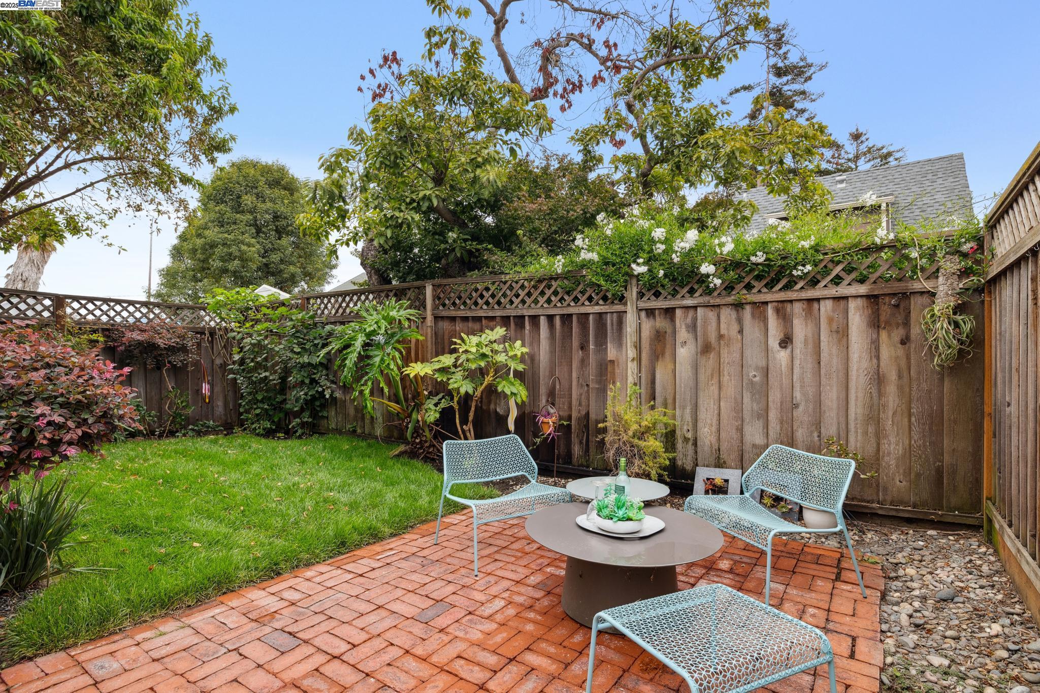 Detail Gallery Image 42 of 54 For 1906 Lafayette St, Alameda,  CA 94501 - 3 Beds | 2 Baths