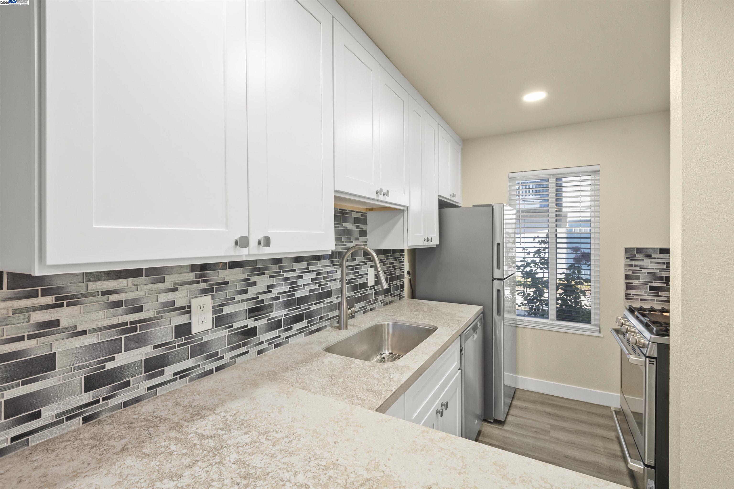 Photo #9: 41108111 Listing: Photo #9
