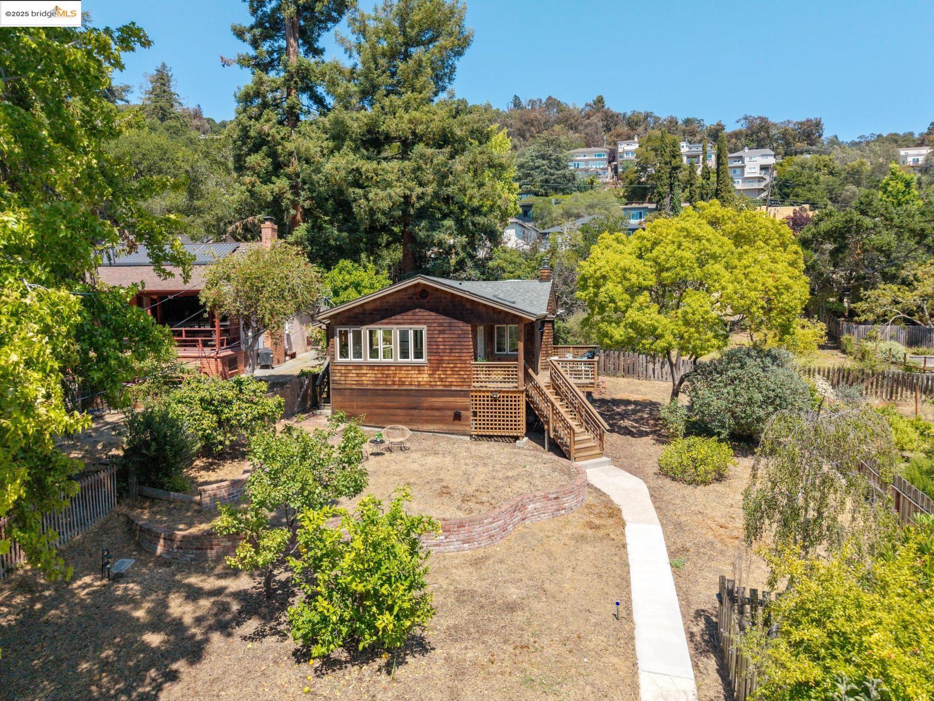 Detail Gallery Image 48 of 52 For 3176 Jordan Rd, Oakland,  CA 94602 - 2 Beds | 1 Baths