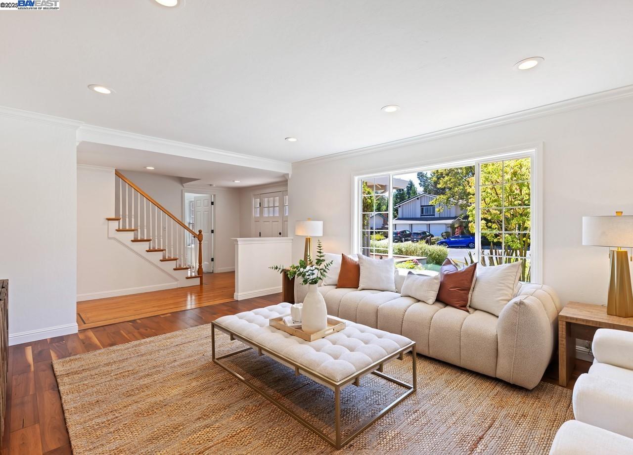 Detail Gallery Image 11 of 51 For 59 Arenas Ct, San Ramon,  CA 94583 - 5 Beds | 3/1 Baths
