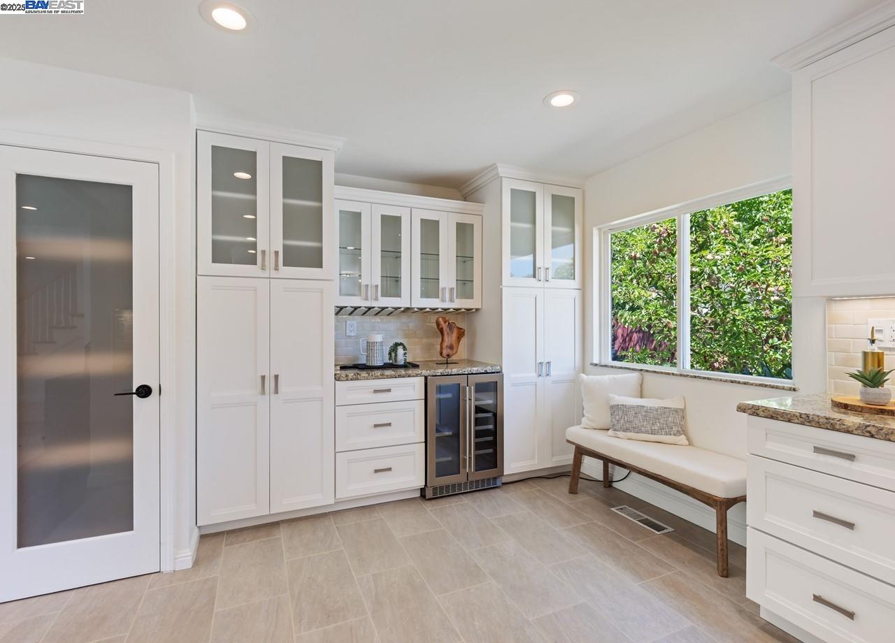 Detail Gallery Image 15 of 51 For 59 Arenas Ct, San Ramon,  CA 94583 - 5 Beds | 3/1 Baths