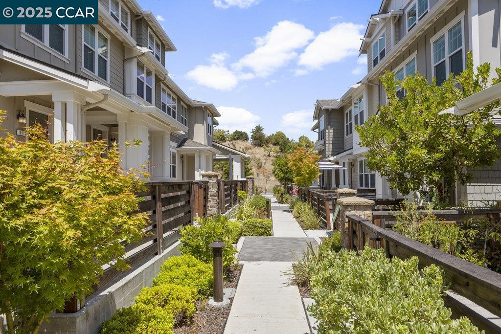 Photo #3: 41108115 Listing 