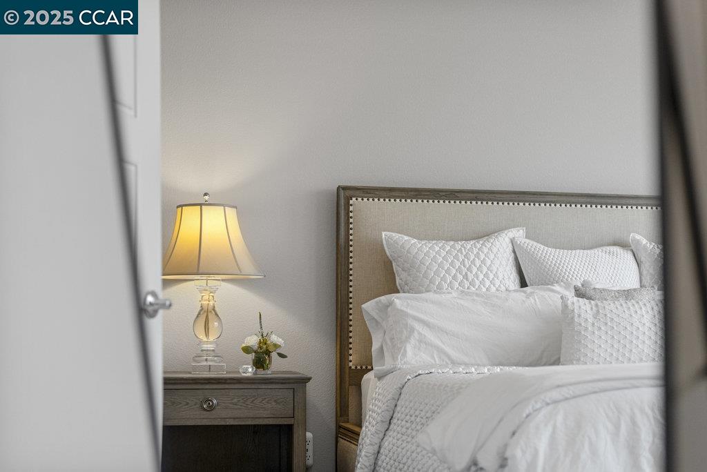 Detail Gallery Image 24 of 59 For 117 Wallace Circle, Moraga,  CA 94556 - 4 Beds | 3/1 Baths