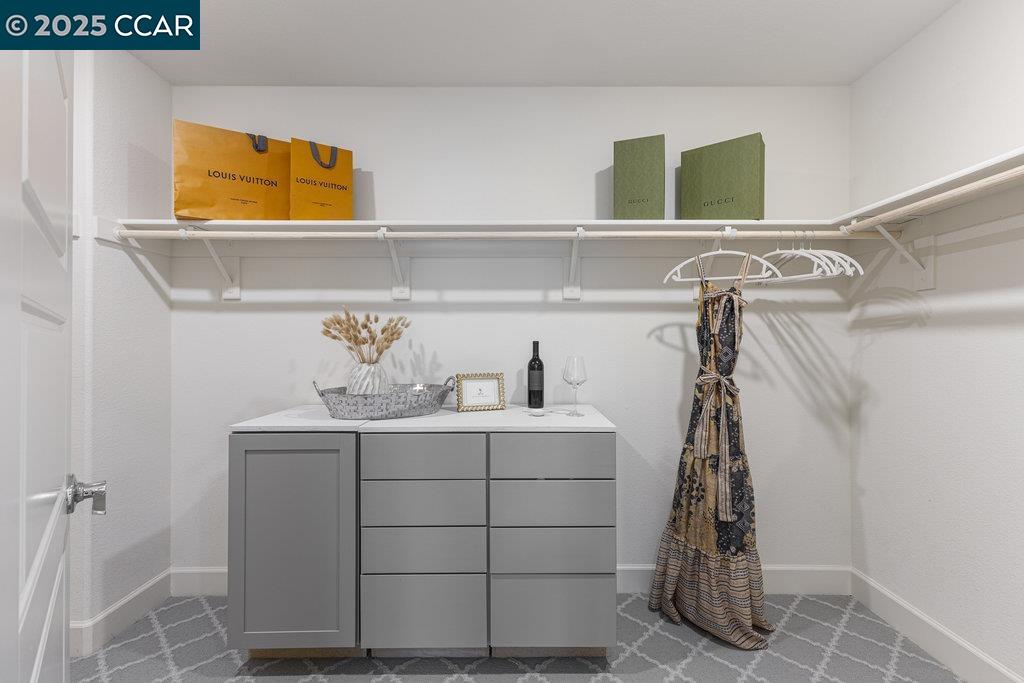 Detail Gallery Image 32 of 59 For 117 Wallace Circle, Moraga,  CA 94556 - 4 Beds | 3/1 Baths