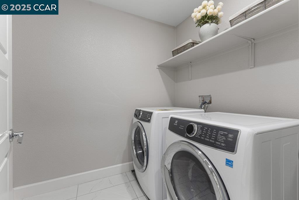 Detail Gallery Image 38 of 59 For 117 Wallace Circle, Moraga,  CA 94556 - 4 Beds | 3/1 Baths