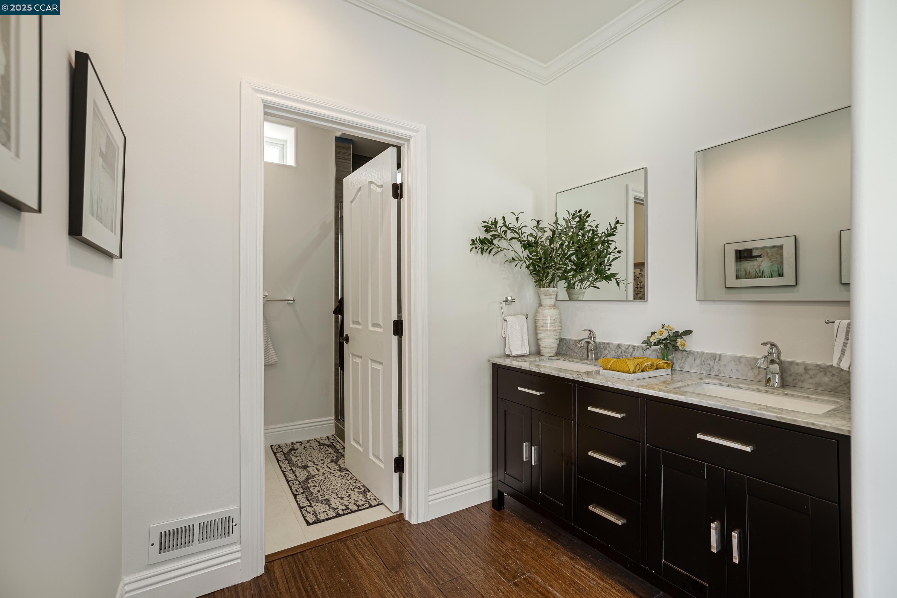 Detail Gallery Image 51 of 55 For 6979 Elverton Dr, Oakland,  CA 94611 - 5 Beds | 5/1 Baths