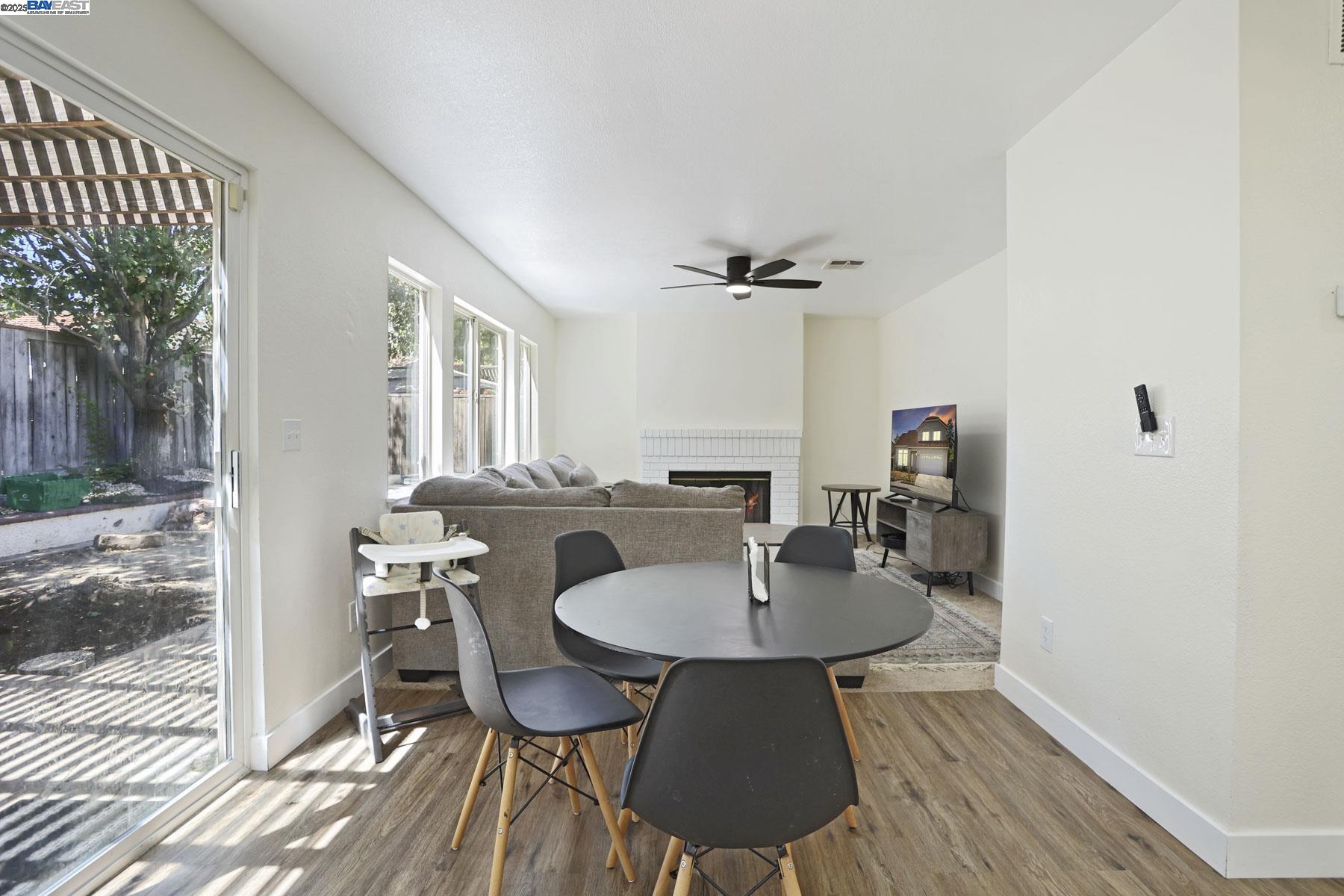 Detail Gallery Image 16 of 38 For 2883 Saint Martins Way, Tracy,  CA 95377 - 4 Beds | 2/1 Baths
