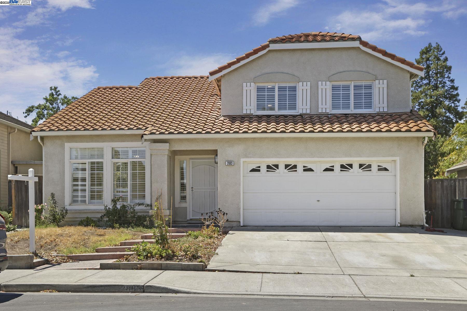 Detail Gallery Image 3 of 38 For 2883 Saint Martins Way, Tracy,  CA 95377 - 4 Beds | 2/1 Baths