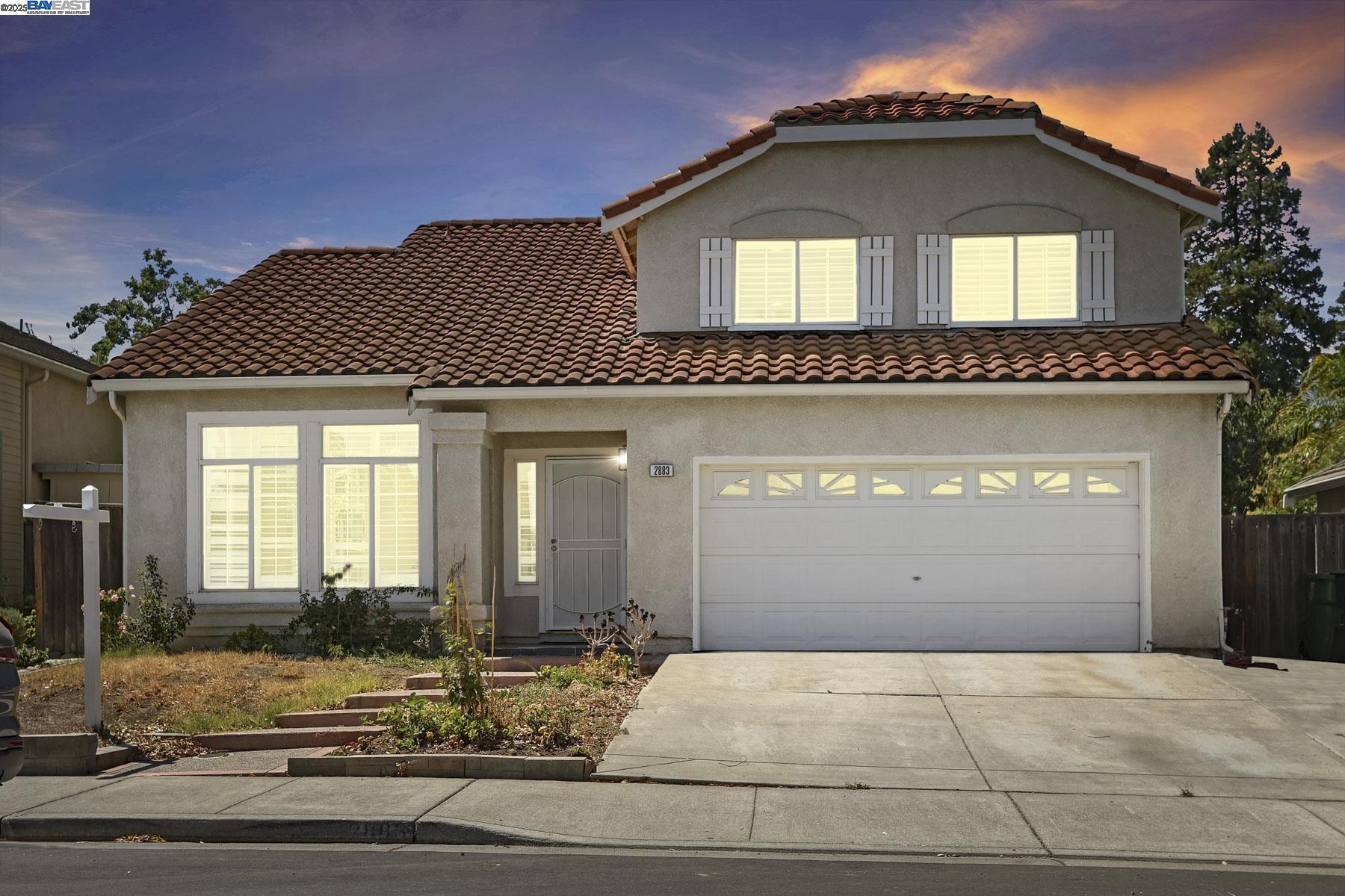 Detail Gallery Image 4 of 38 For 2883 Saint Martins Way, Tracy,  CA 95377 - 4 Beds | 2/1 Baths