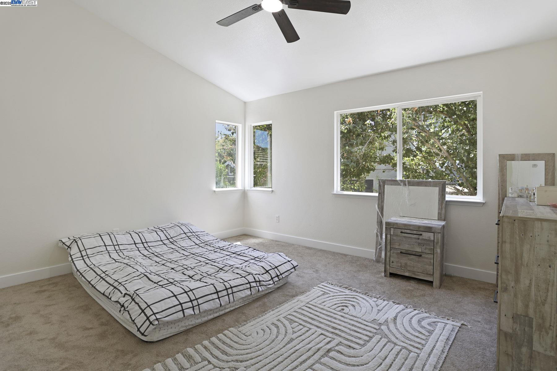 Detail Gallery Image 30 of 38 For 2883 Saint Martins Way, Tracy,  CA 95377 - 4 Beds | 2/1 Baths